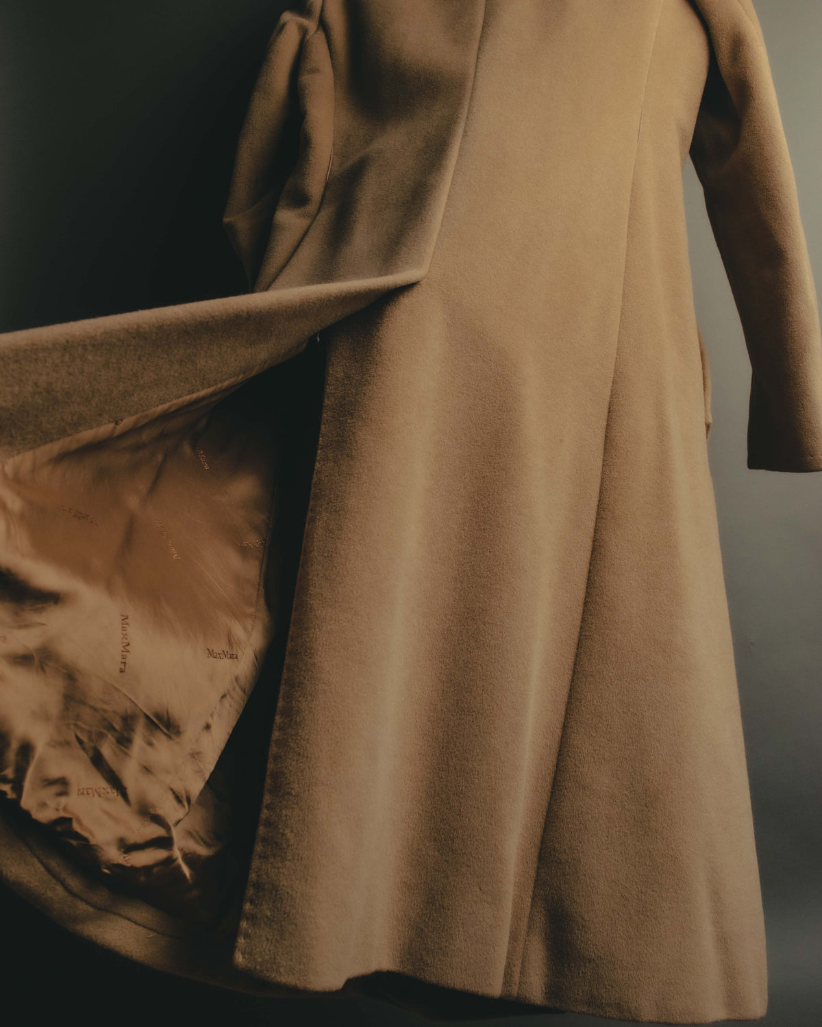 “MaxMara” 90’s-00’s Angora blend double breasted long coat