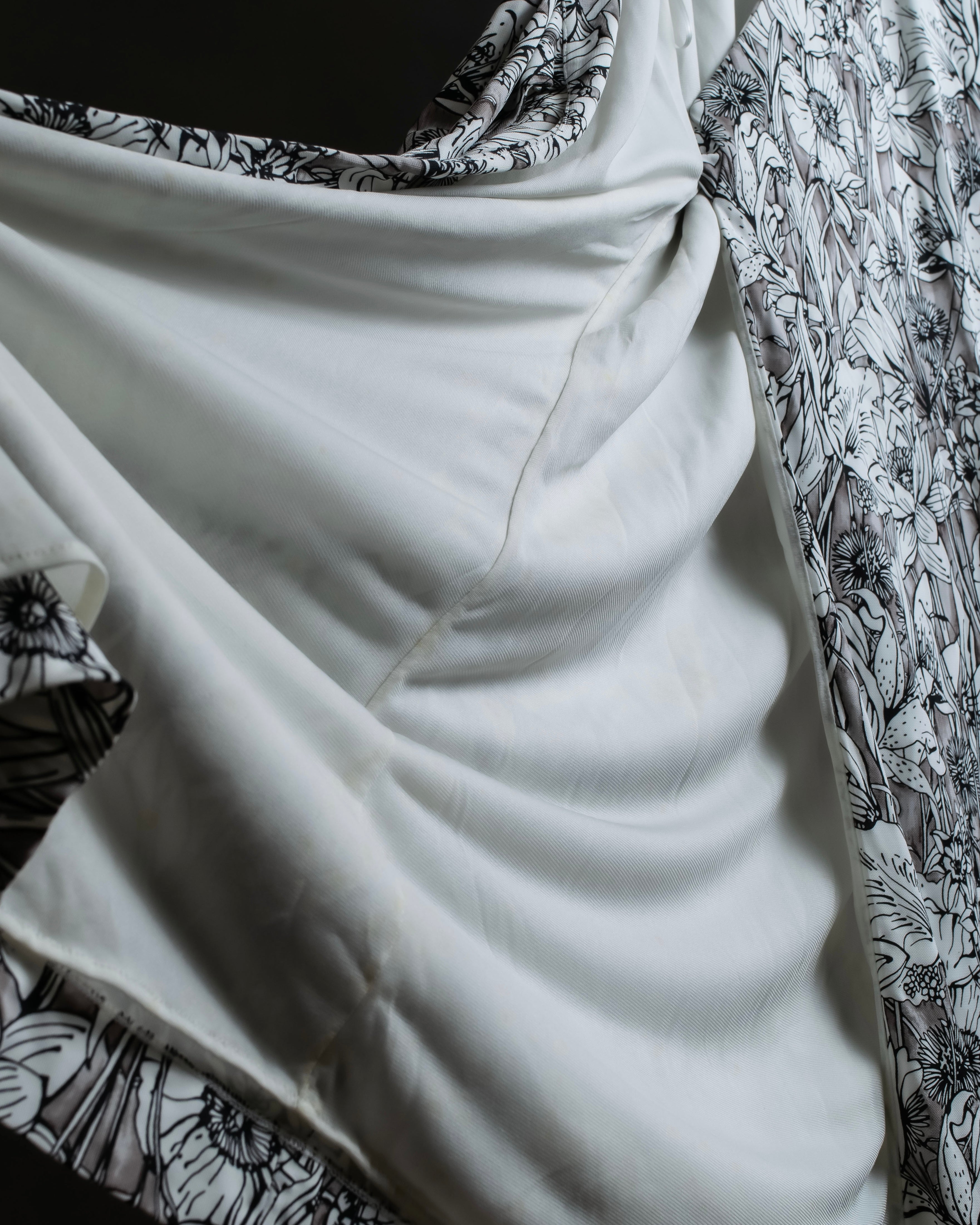 "GUCCI" Monotone floral print wrap dress