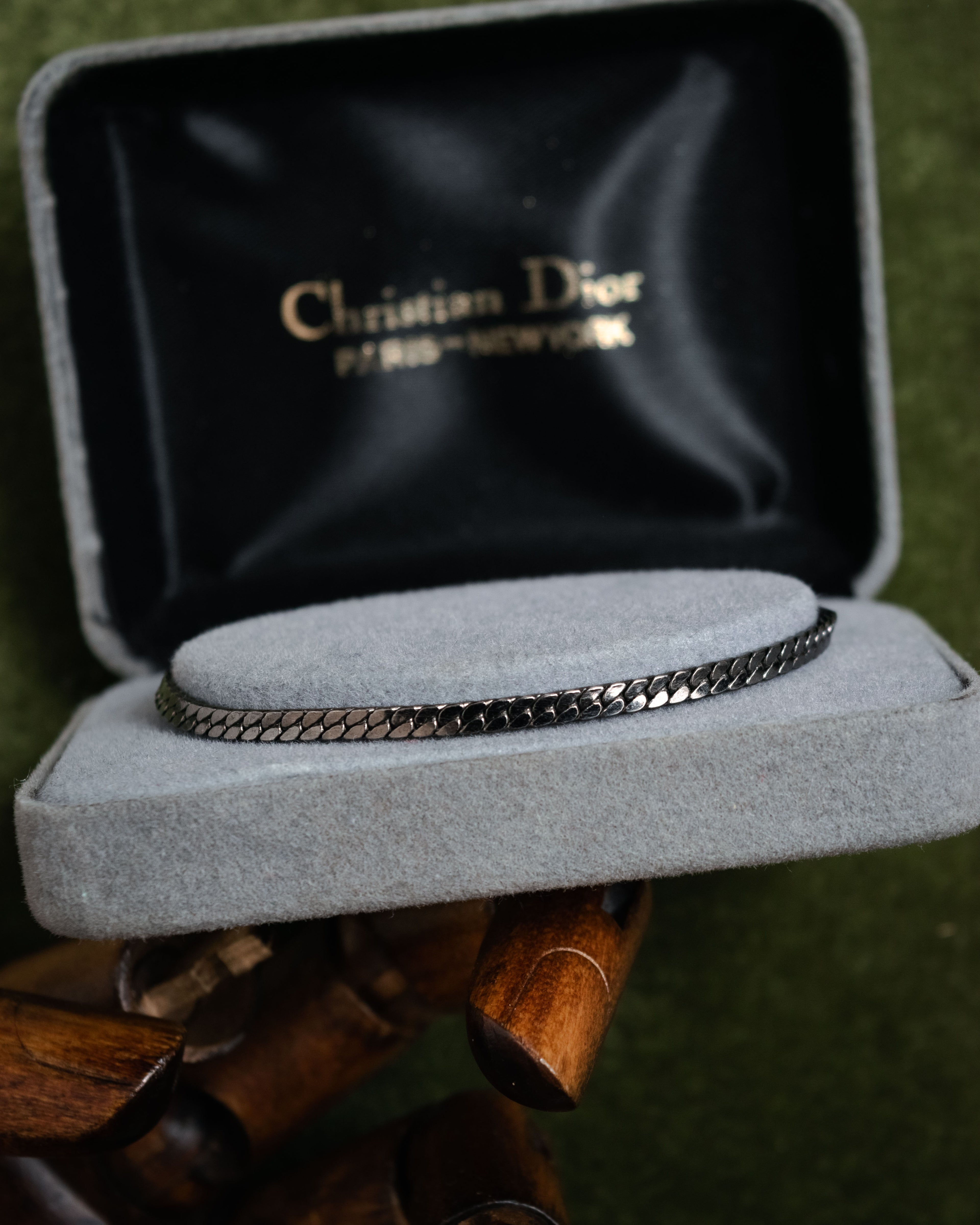 “Christian Dior” 70’s-80’s Horsebit motif chain bracelet
