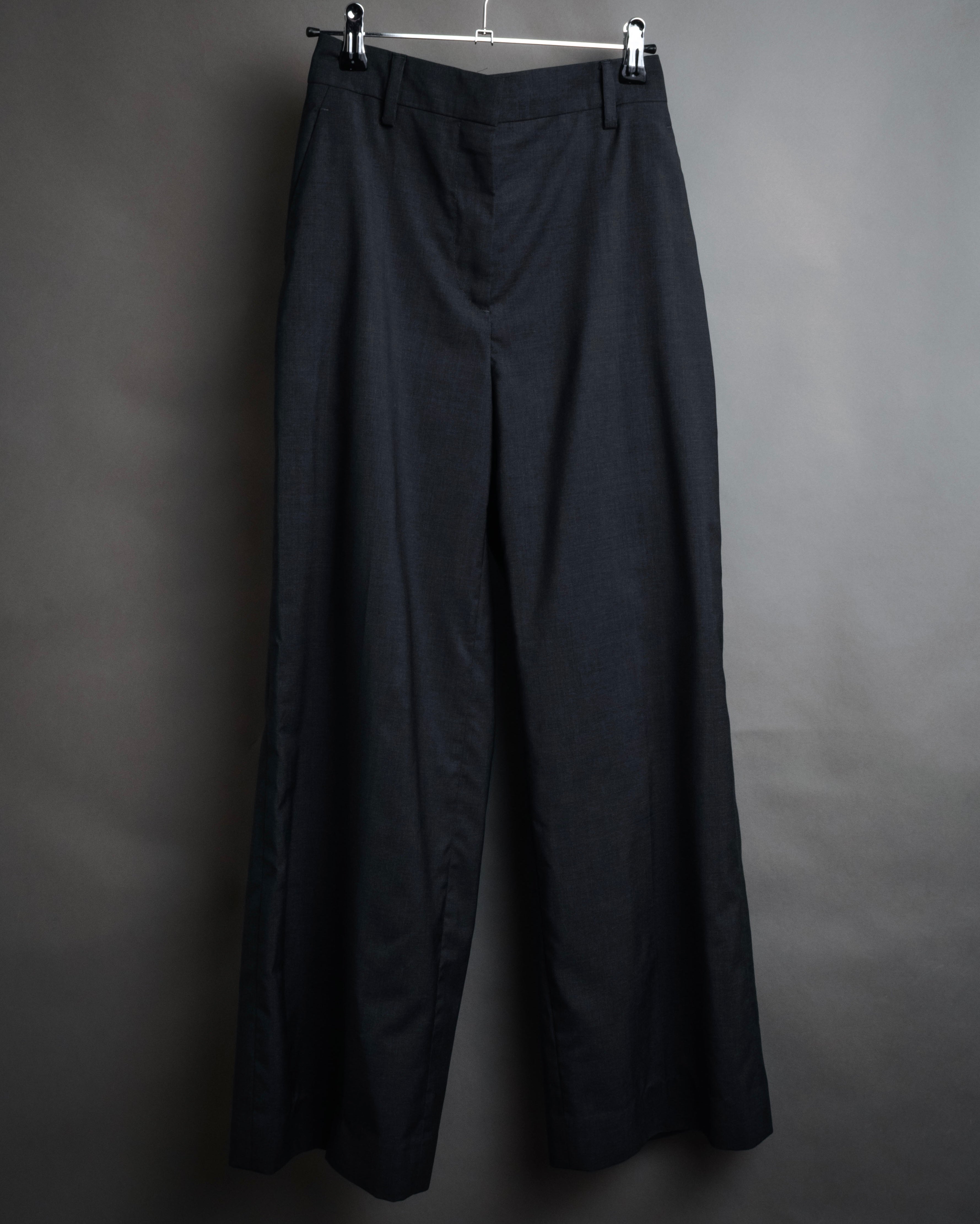 “PRADA” 2010’s Structured wide trousers