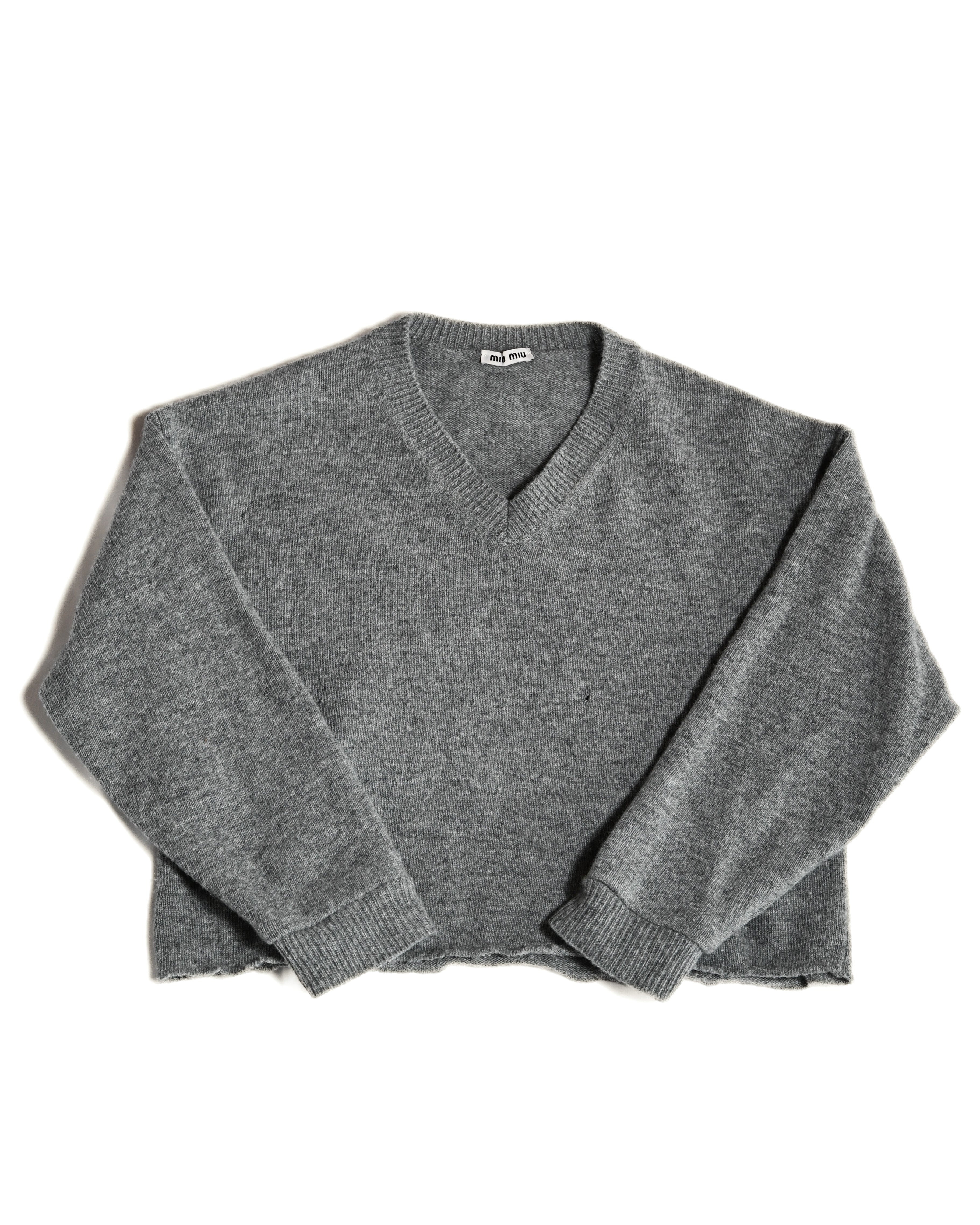 MIU MIU
/ Back Logo Cut Off Short Knit Sweater Gray