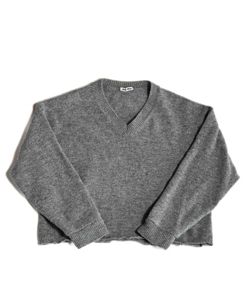 MIU MIU
/ Back Logo Cut Off Short Knit Sweater Gray