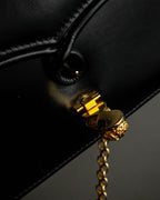 "GUCCI" Filigree vintage design chain shoulder leather bag