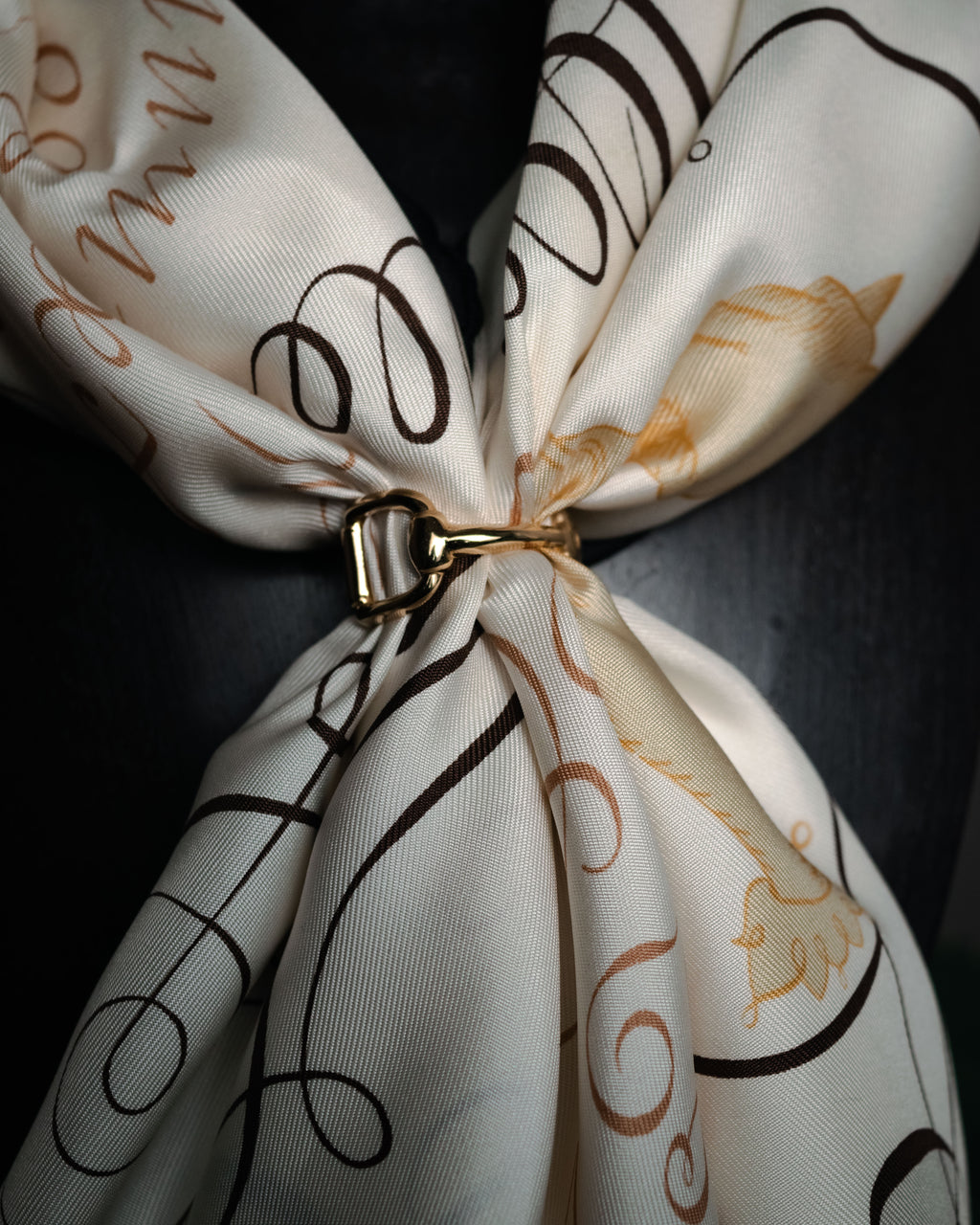 "GUCCI" 90’s-00’s Horsebit scarf ring