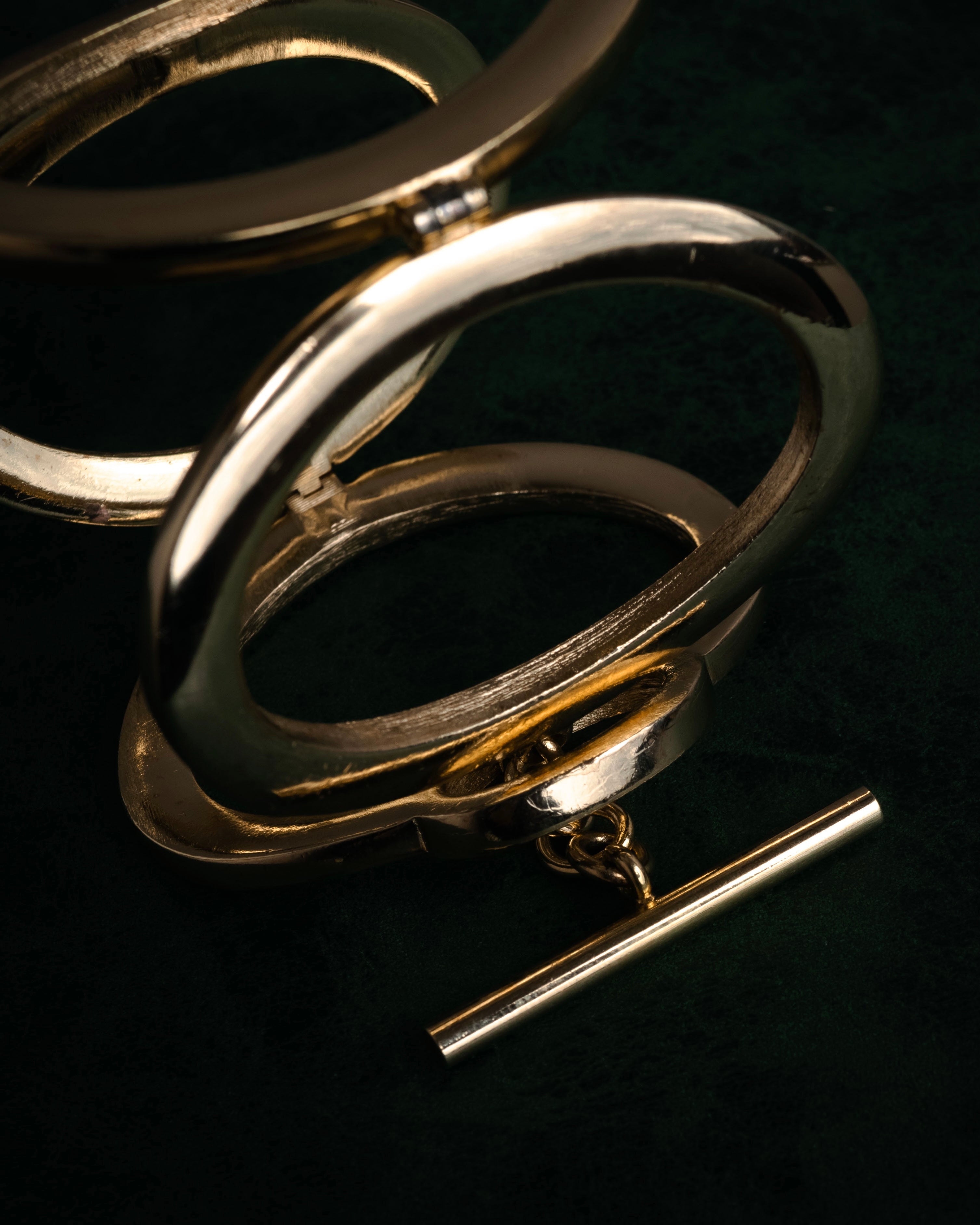 –SPECIAL– “Christian Dior” 90’s Sculptural oval link bracelet