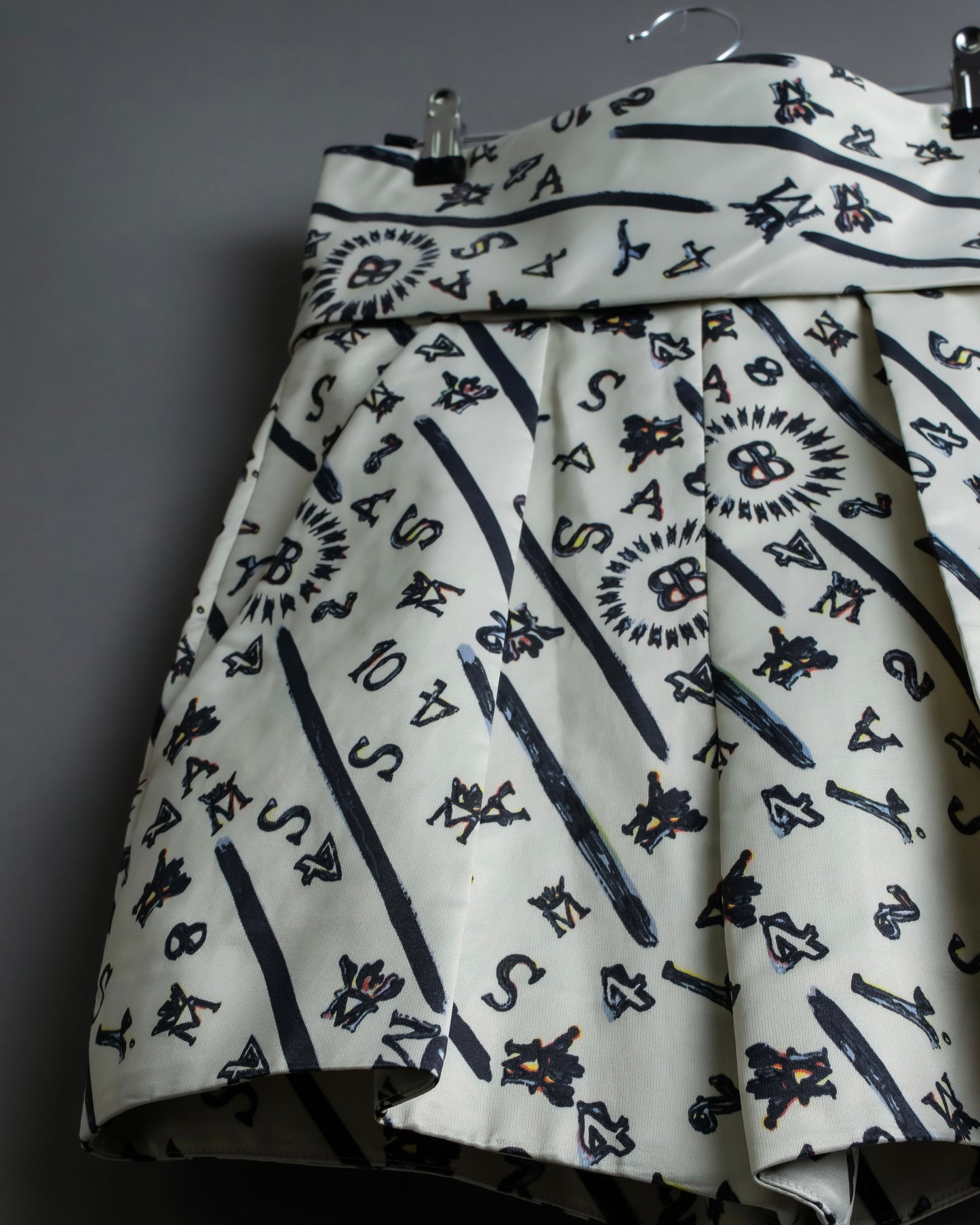 “BALENCIAGA” Nunber pattern designed shorts