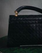 –SPECIAL– "BOTTEGA VENETA"
Late 80s–Early 90s Intrecciato trapezoid leather bag