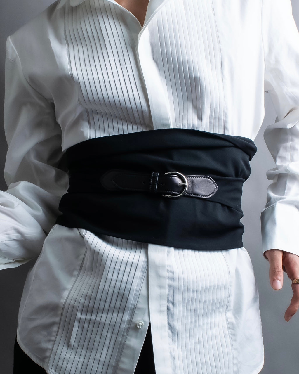 "HERMES" Multi way stole docking corset