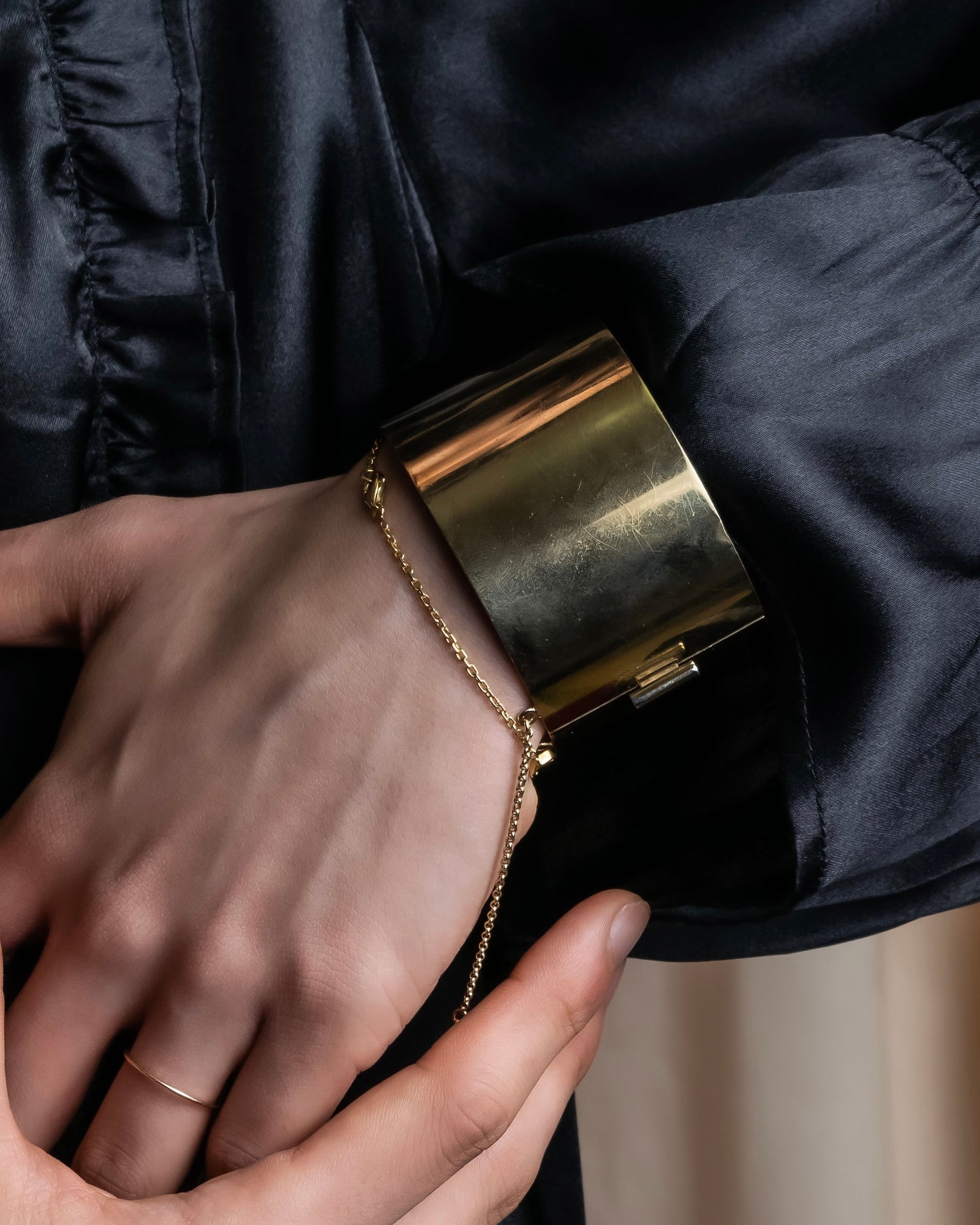 "CELINE" Large leather docking gold bracelet