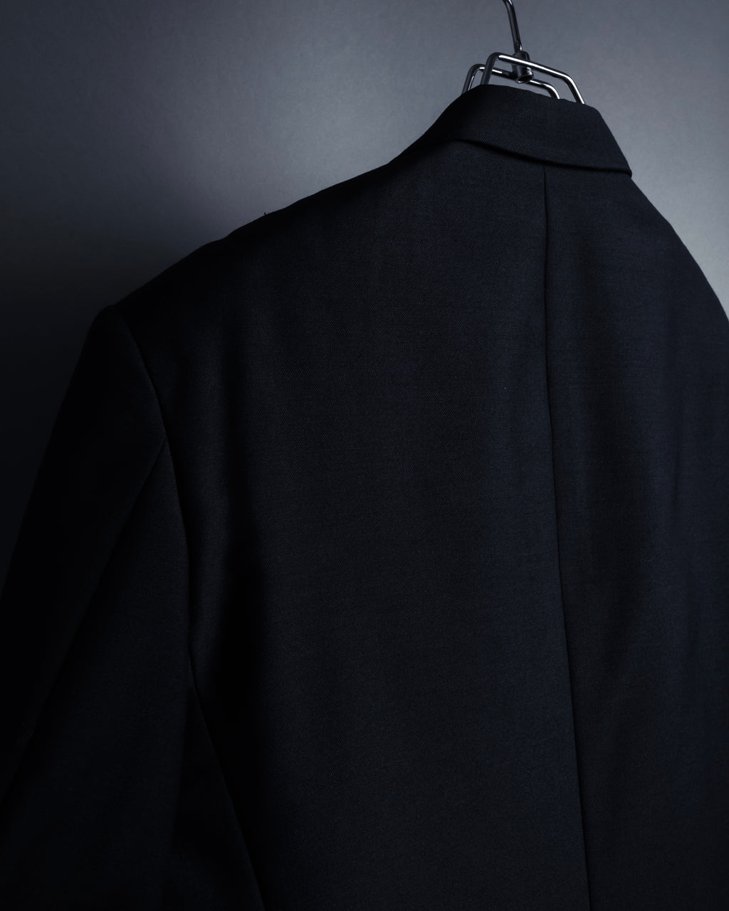 "YVES SAINT LAURENT" Strongly tailored shaped wool set up