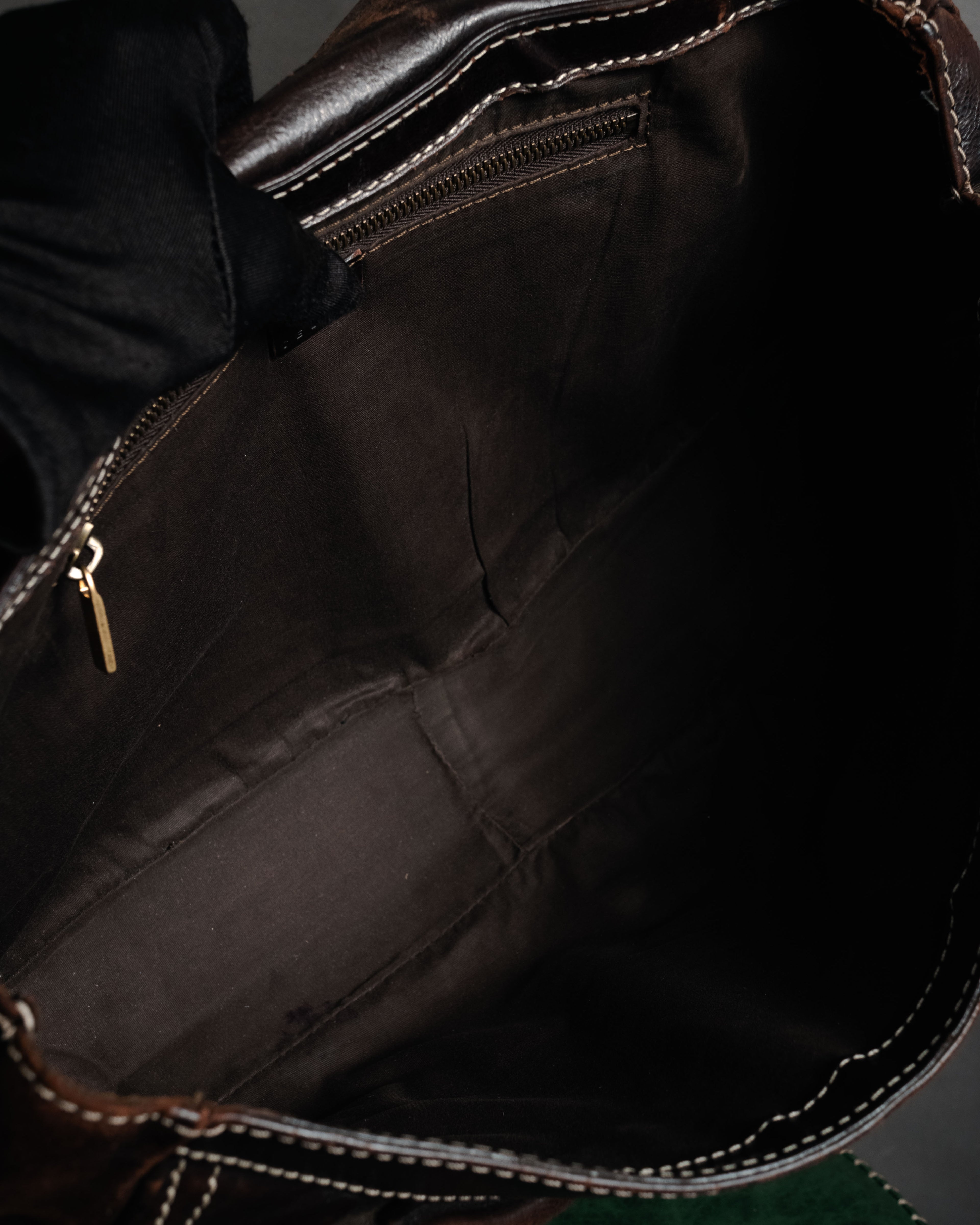 “CELINE” 00’s Buckled contrast stitch shoulder bag