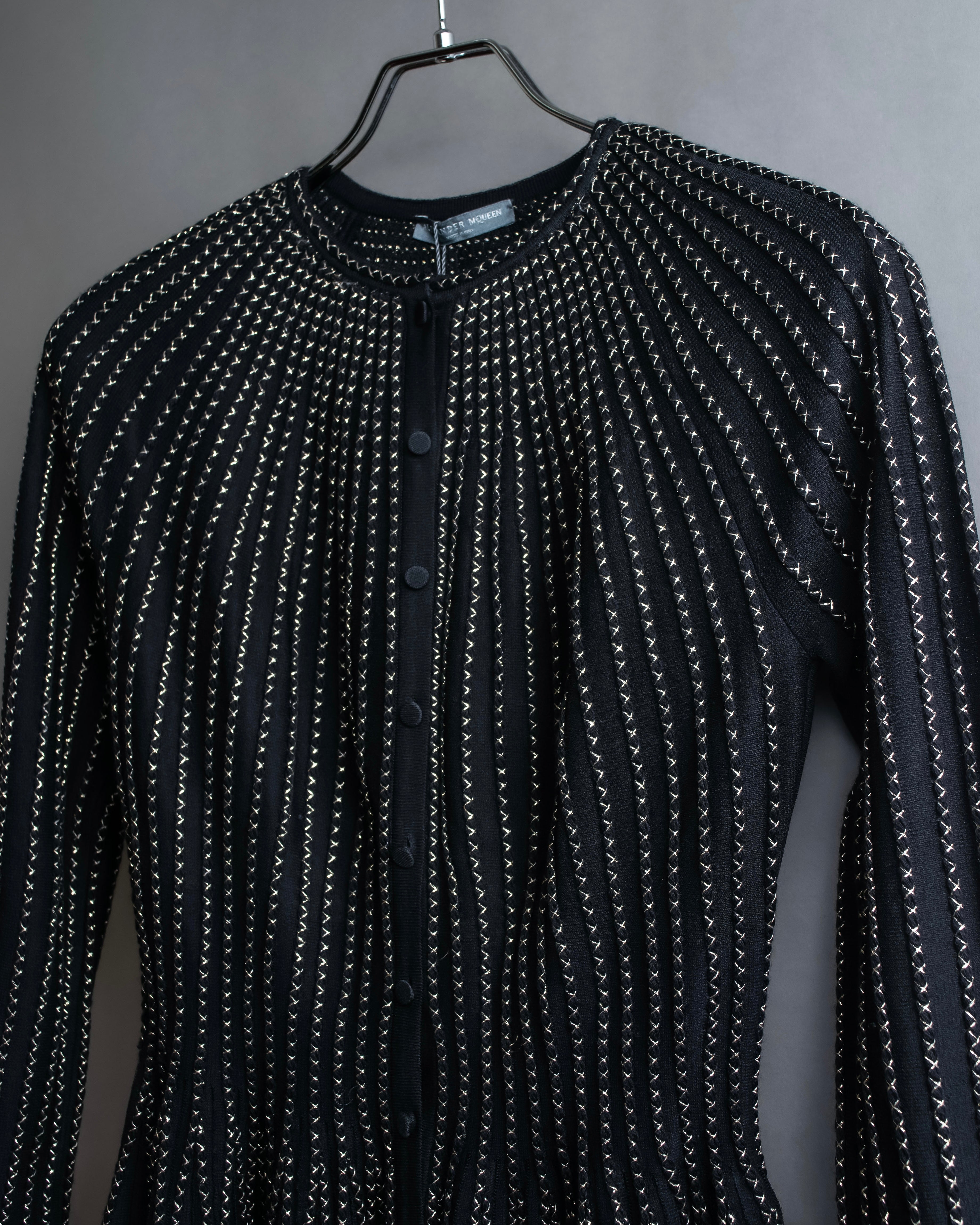 "Alexandar McQueen" Waist-shape detail vertical stitch cardigan