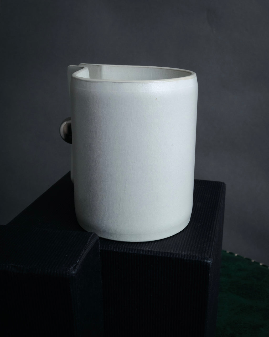 “JIL SANDER” 2020’s Sculptural leather cuff bangle