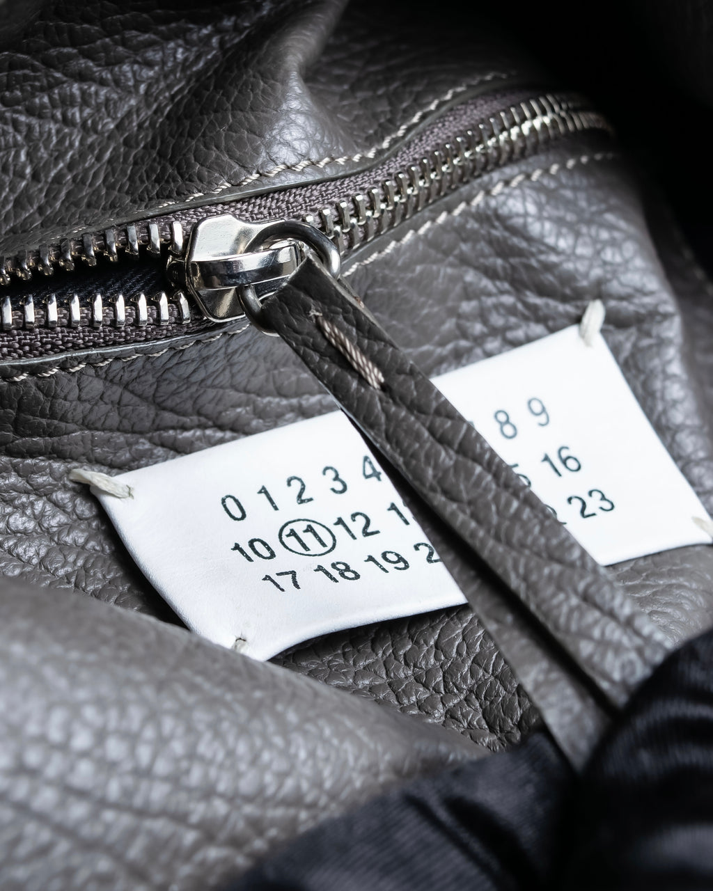 "MAISON MARGIELA" Horizontal design calf leather shoulder bag