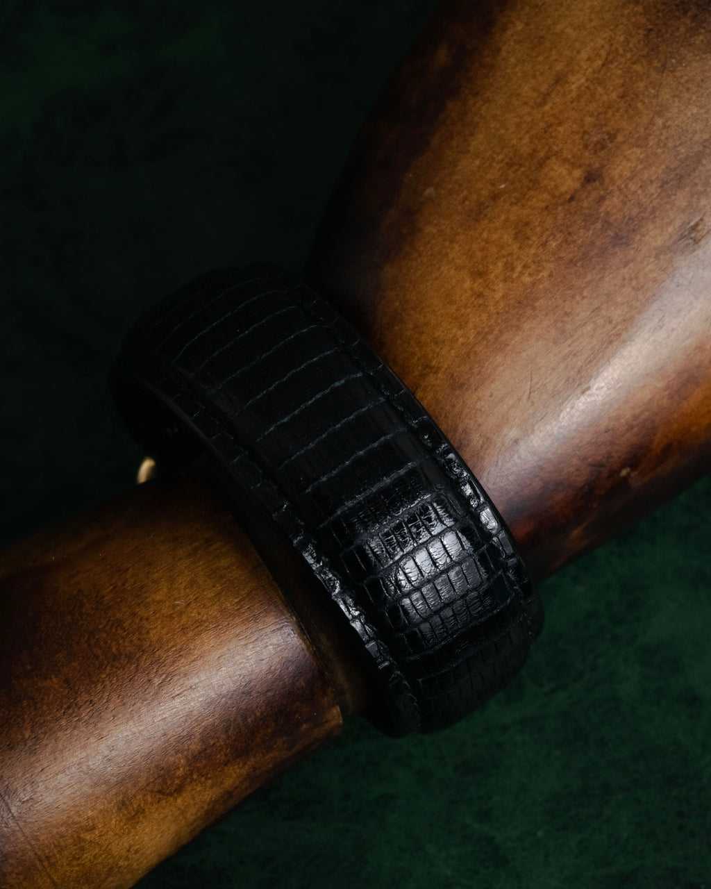 “GUCCI” 90’s-00’s Lizard horsebit bracelet