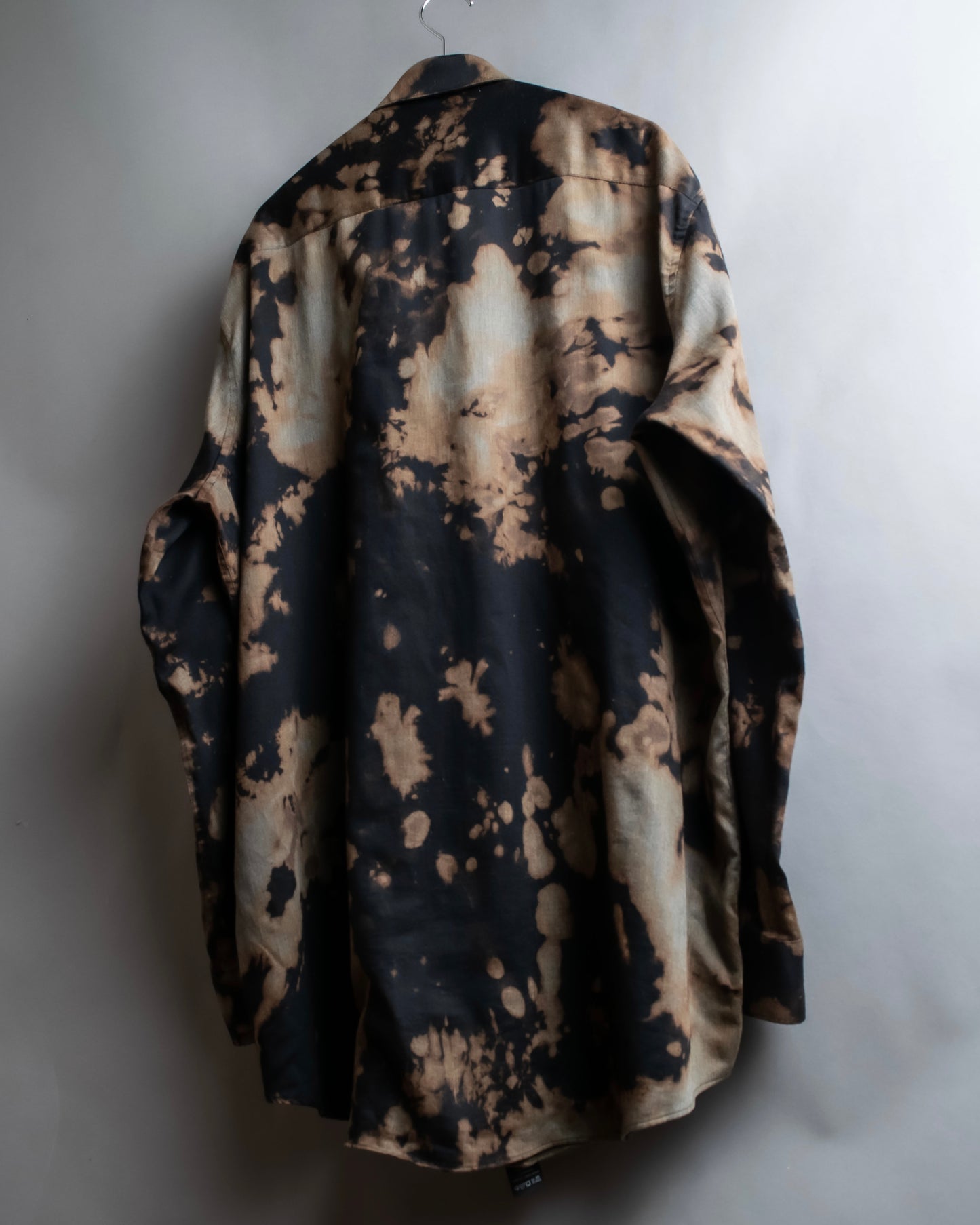 "Vintage tie-dye oversized shirt"