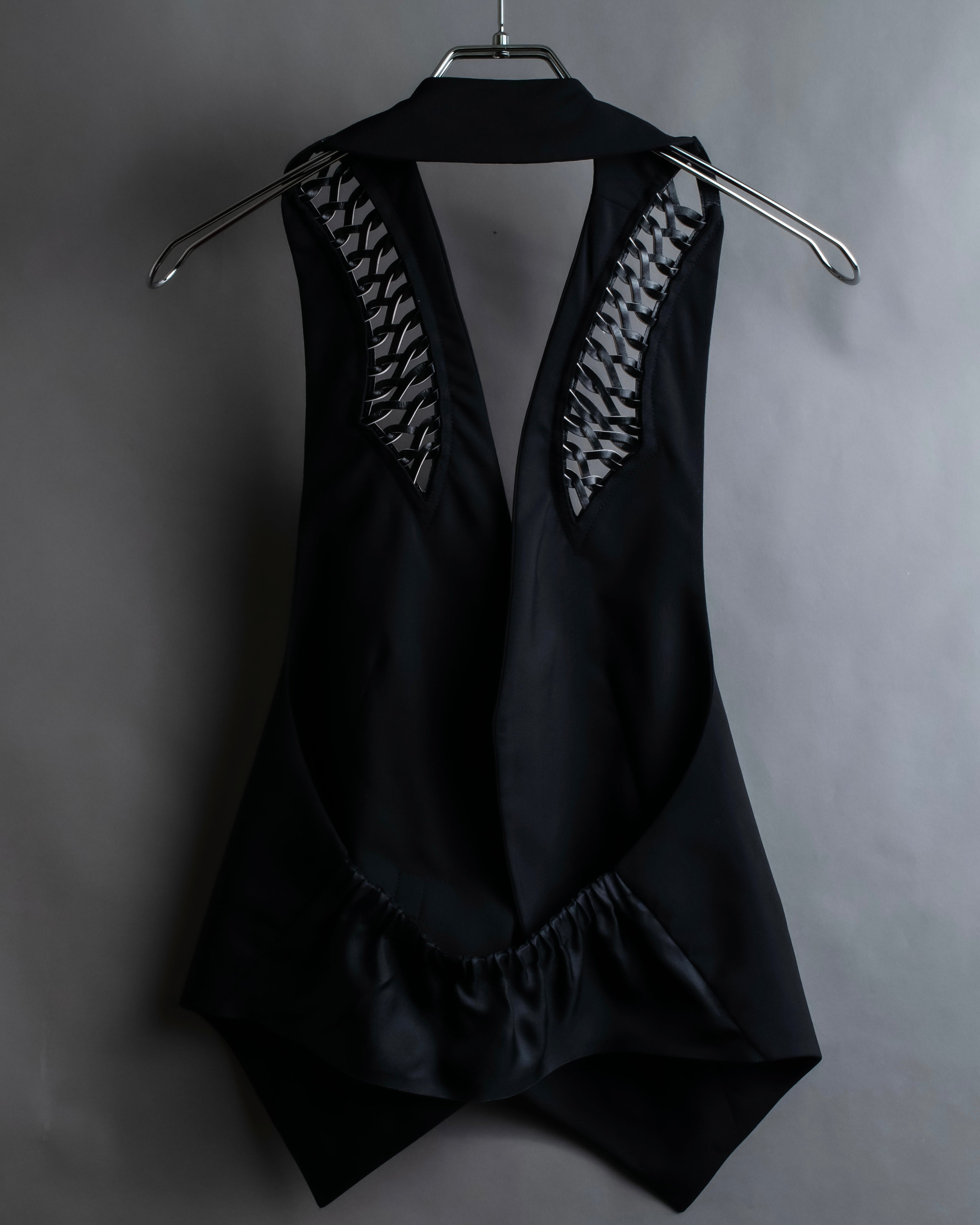 "LOUIS VUITTON" Leather tape cross knit detail vest