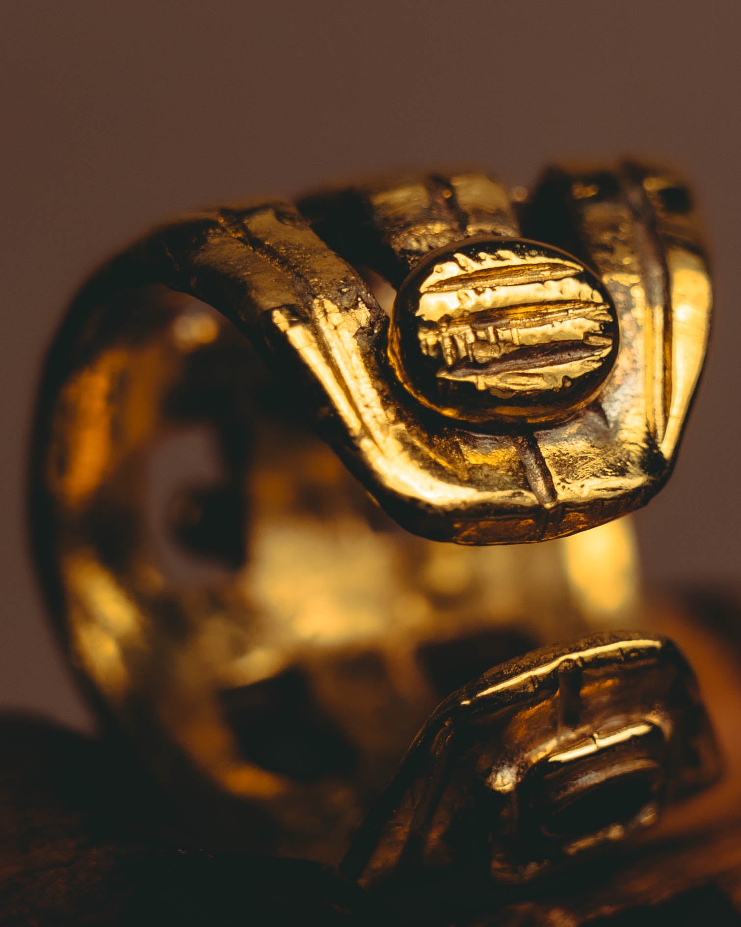 -SPECIAL- “CHANEL” 1996 Spring Collection Lattice CC wide band ring