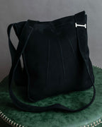 "HERMES" Tout en Douceur black suede panel line shoulder bag