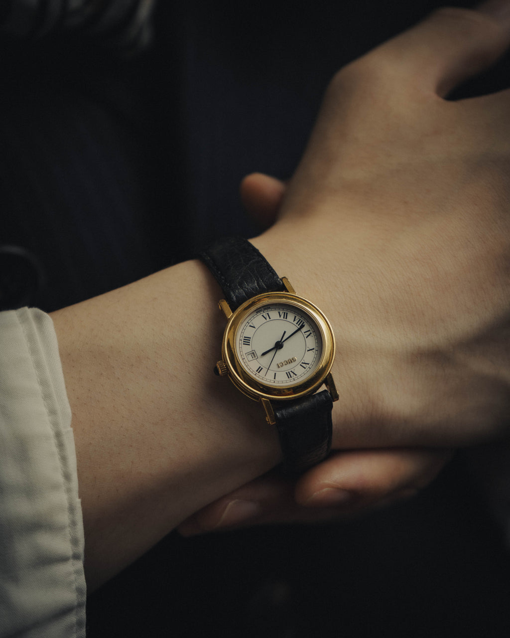 -SPECIAL- "Gucci" 90's Vintage 3000M quartz dress watch with roman dial