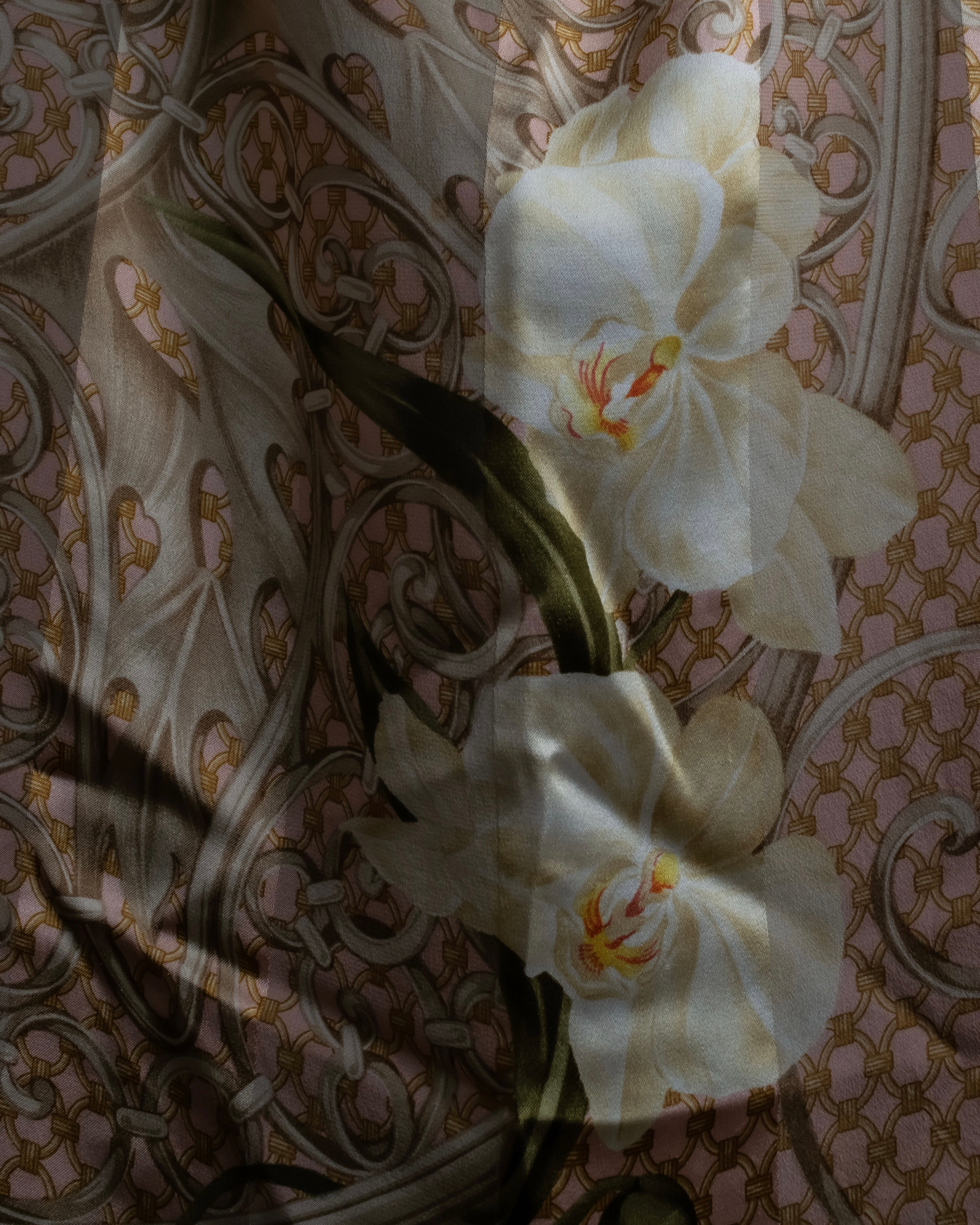 "Christian Dior" Geometric＆arabesque motif silk scarf