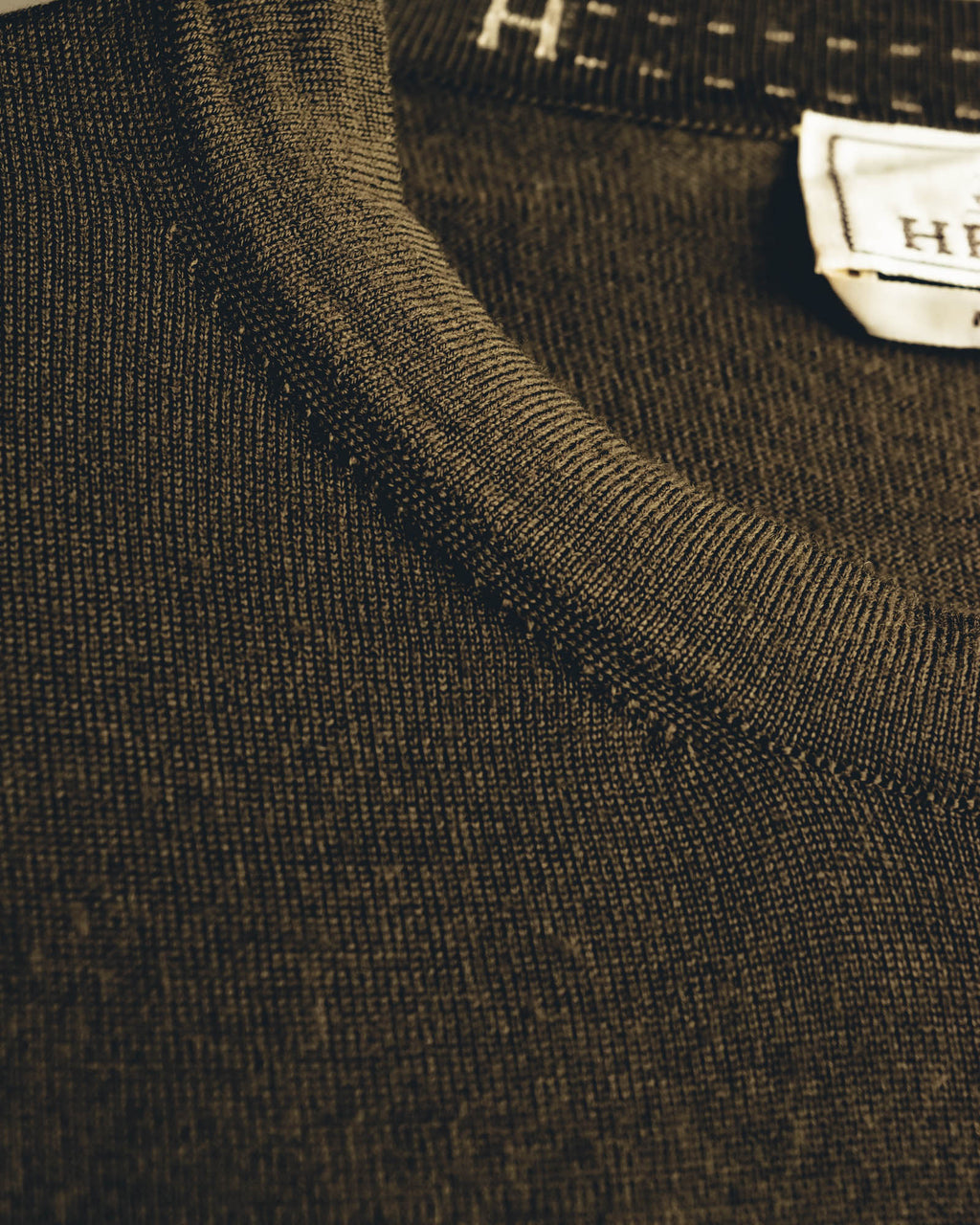 “HERMÈS” 90’s-00’s Extra-fine merino wool crewneck knit