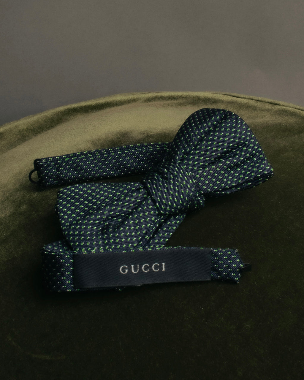 “GUCCI” 10’s Micro jacquard pre tied bow tie