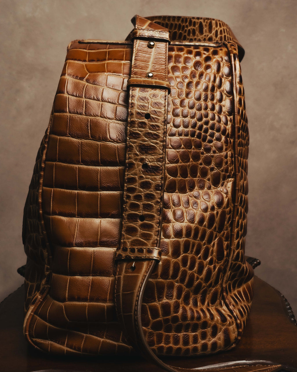 “Max Mara” 00’s-20’s crocodile-embossed 2way backpack