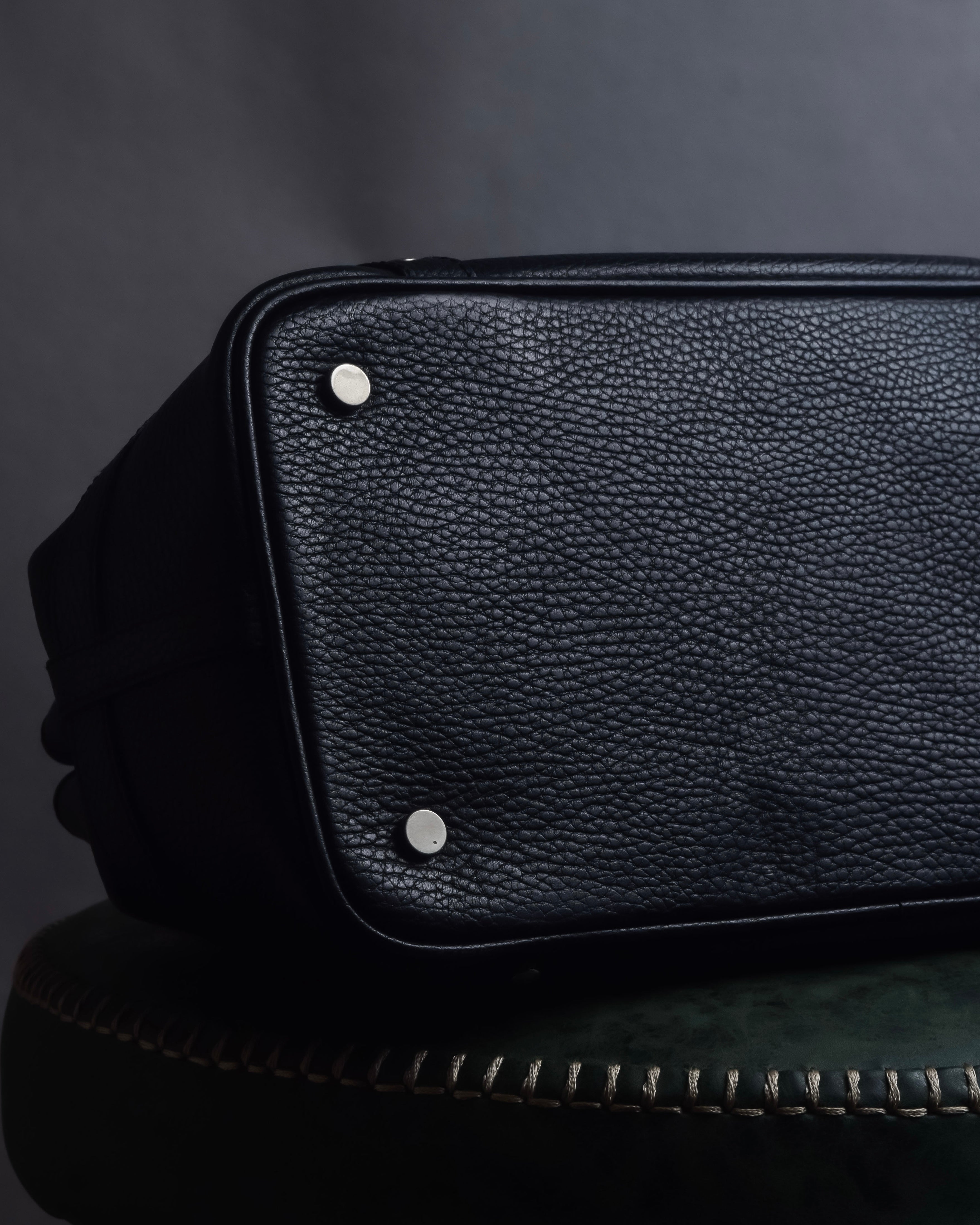 "BURBERRY" Silver stud design grained leather one-handle bag