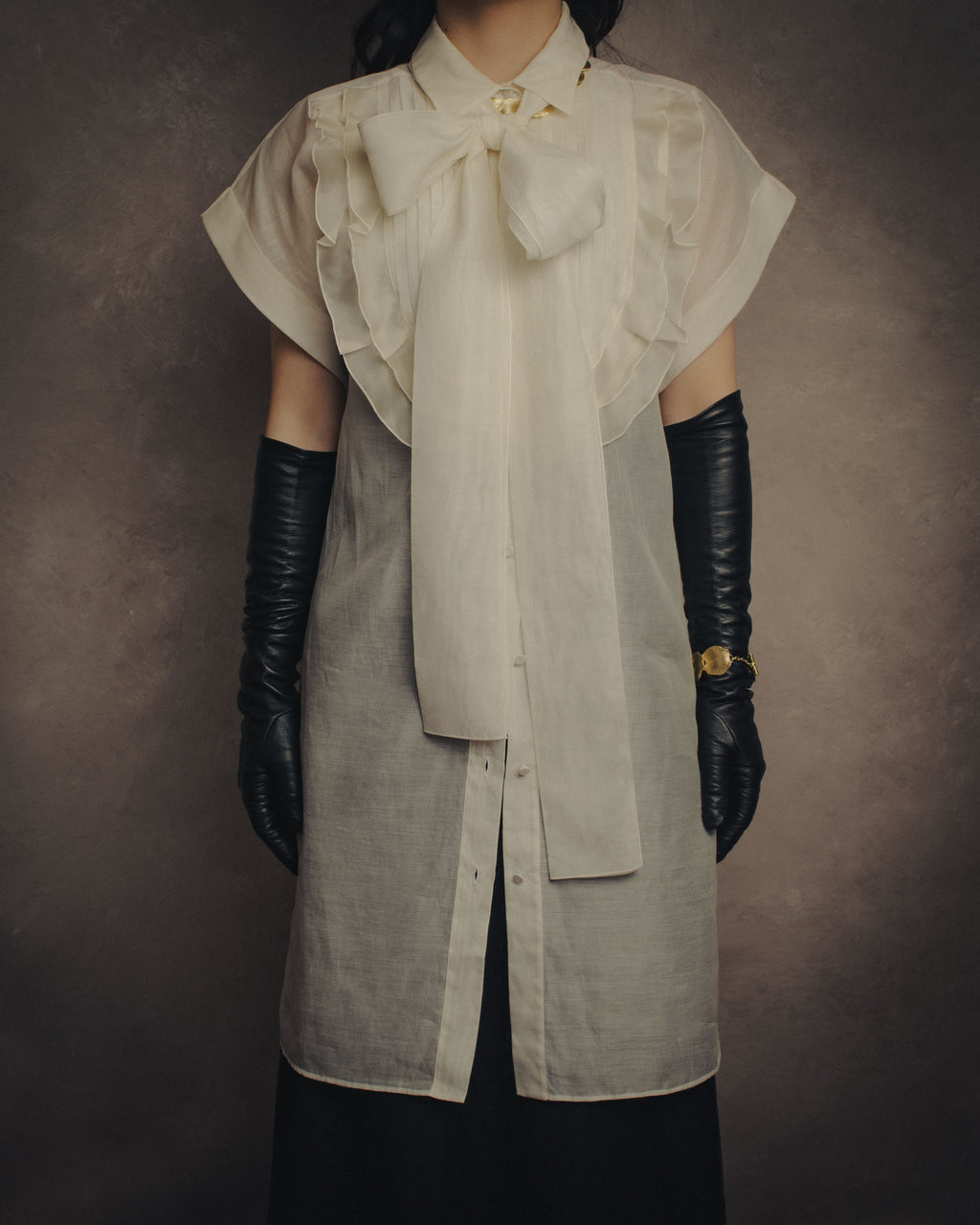 -SPECIAL- “VALENTINO ROMA” 2000’s sheer bow tie ruffled blouse
