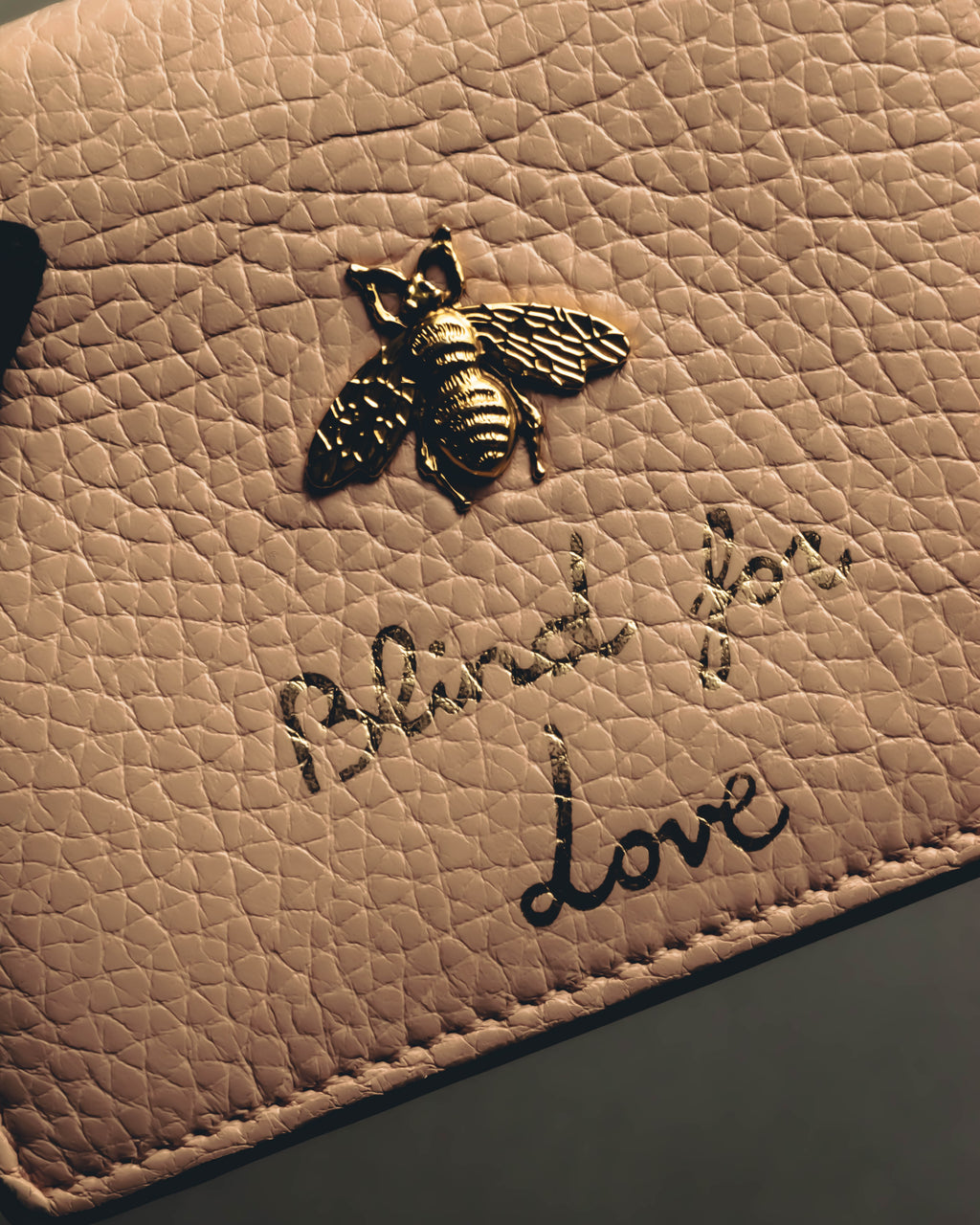 "GUCCI" 2010's-20's Pink bee motif trifold wallet