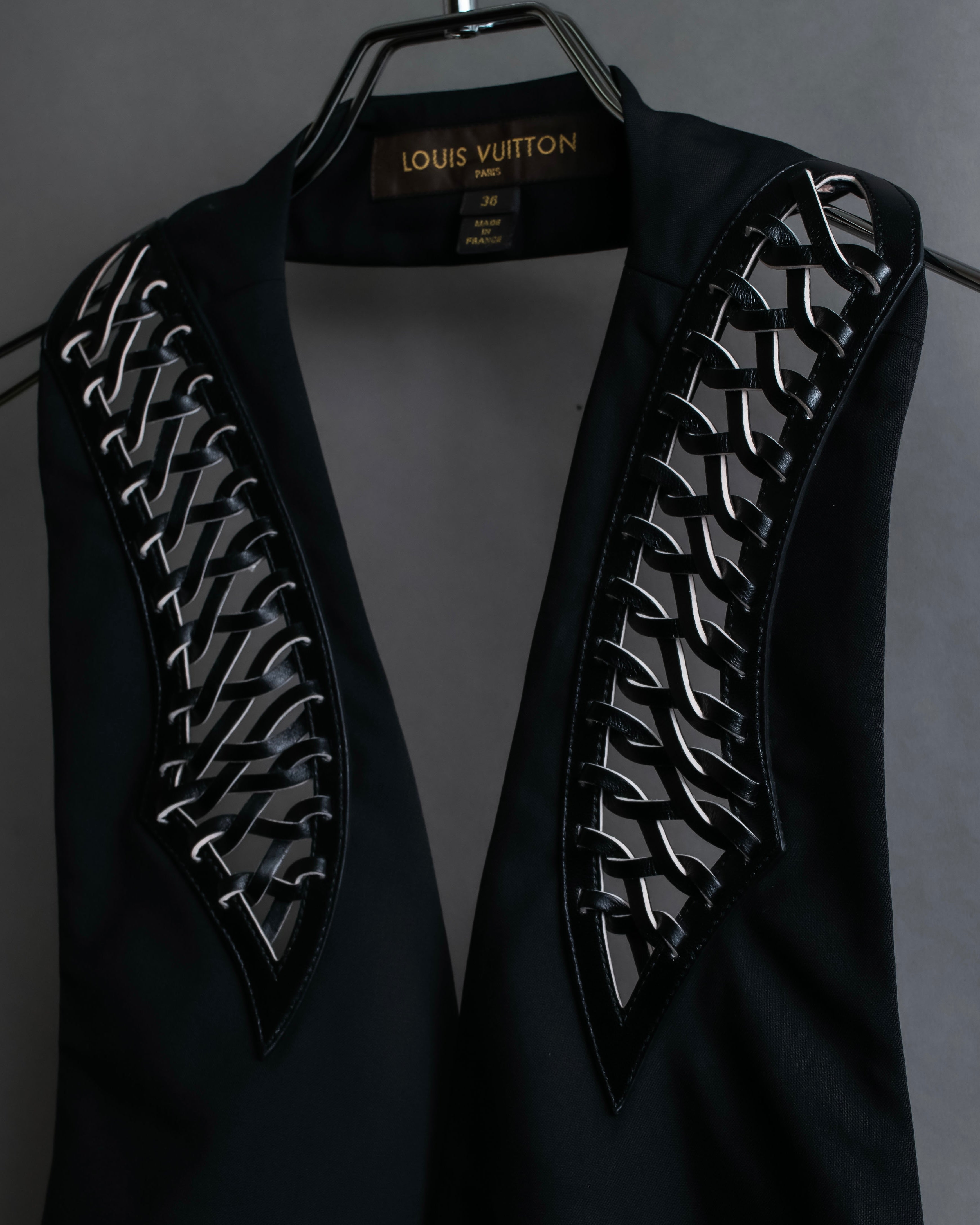 "LOUIS VUITTON" Leather tape cross knit detail vest
