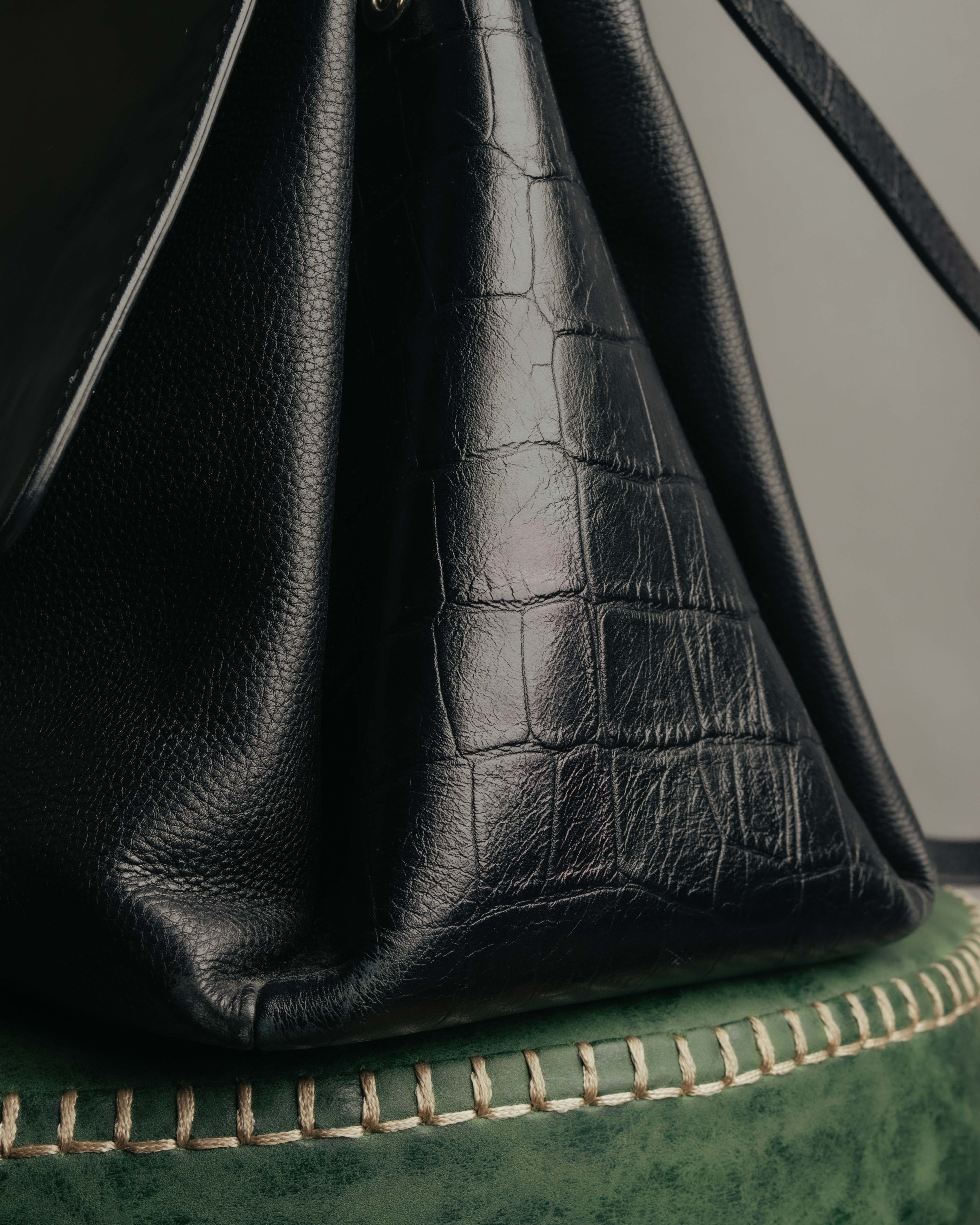 -SPECIAL- “BALENCIAGA” 2013-17 Le dix mixed leather shoulder bag