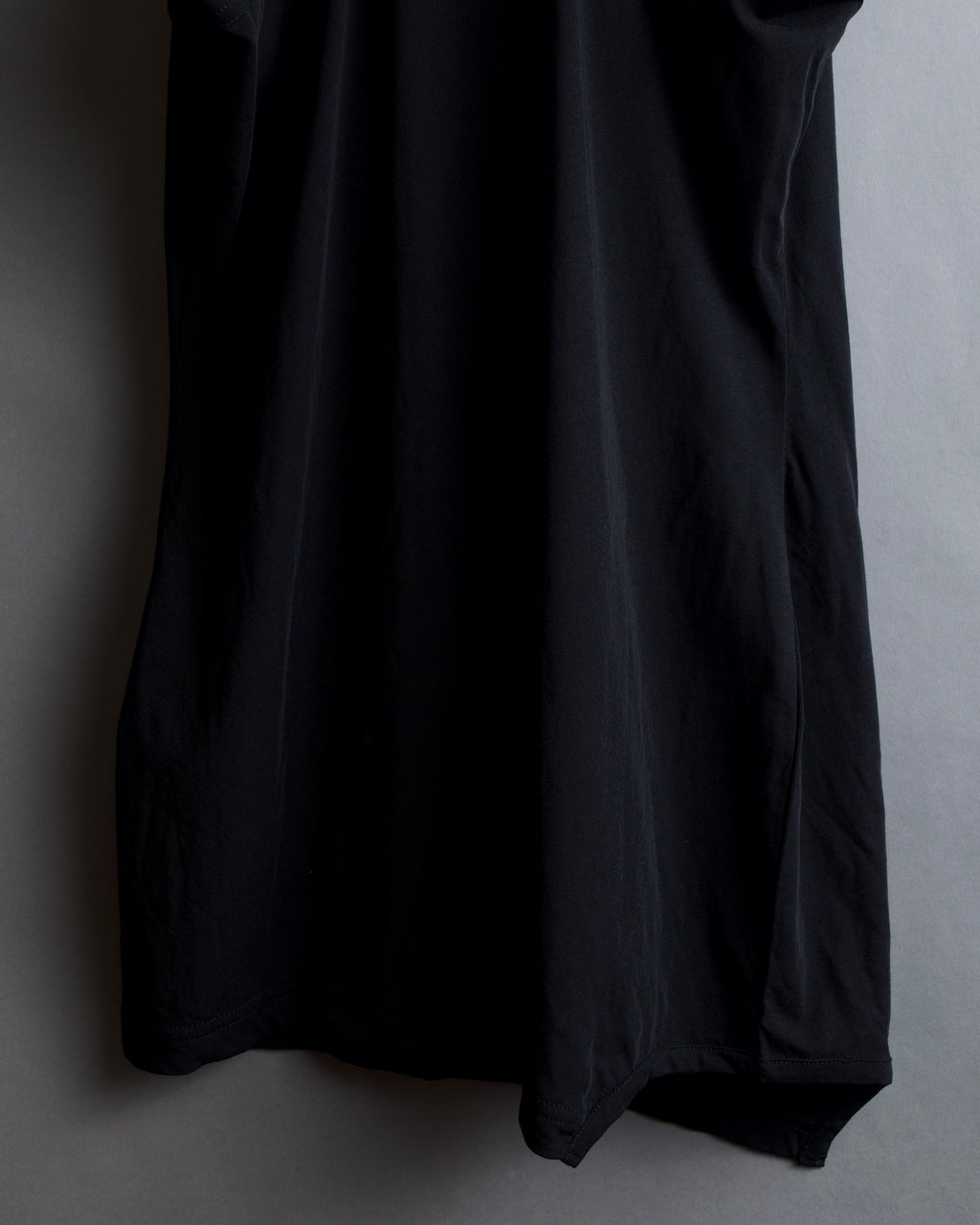 "YOHJI YAMAMOTO FEMME" 13SS
Shoulder cutting sleeveless pullover