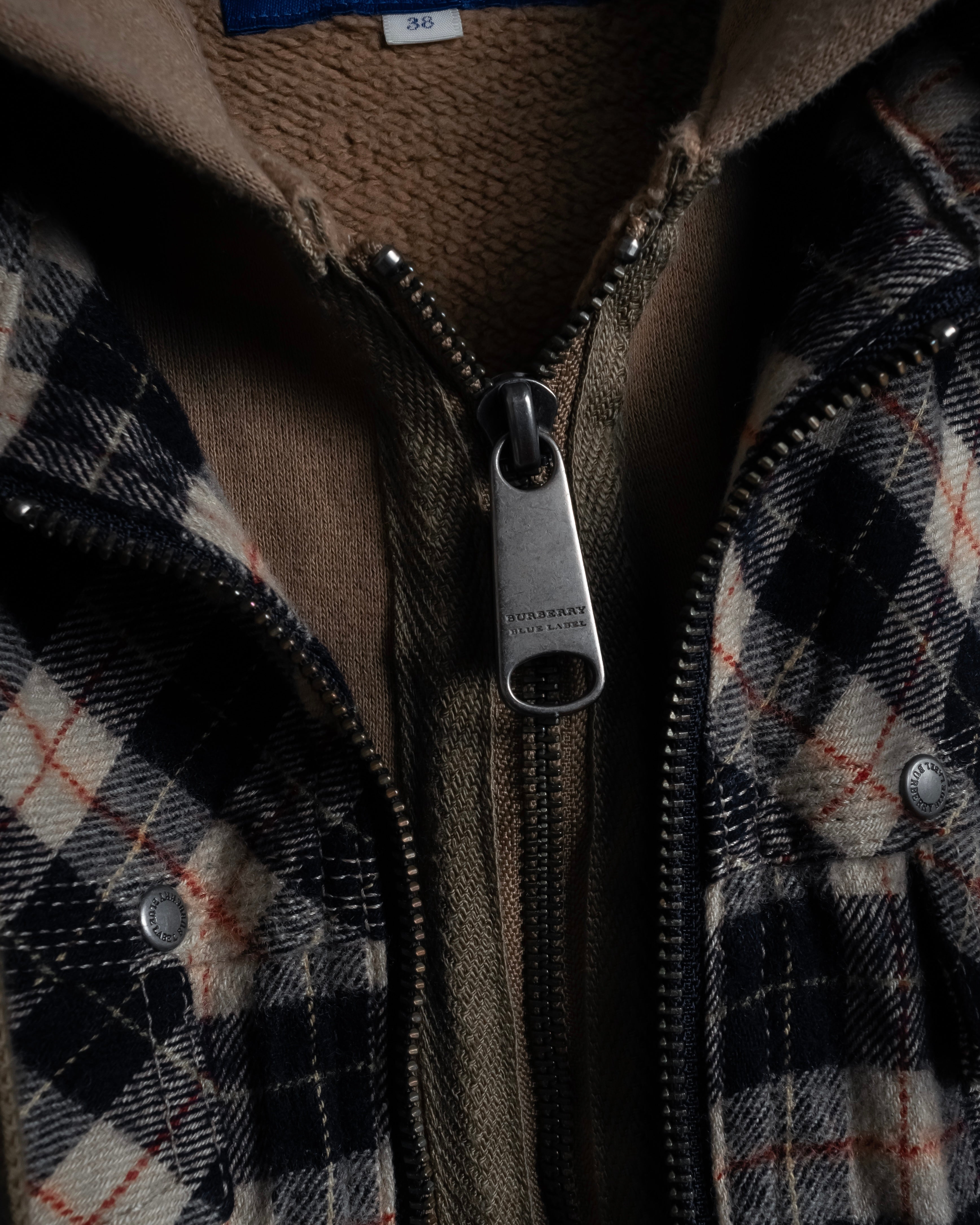 "BURBERRY Blue Label" Layered docking design hooded zip jacket