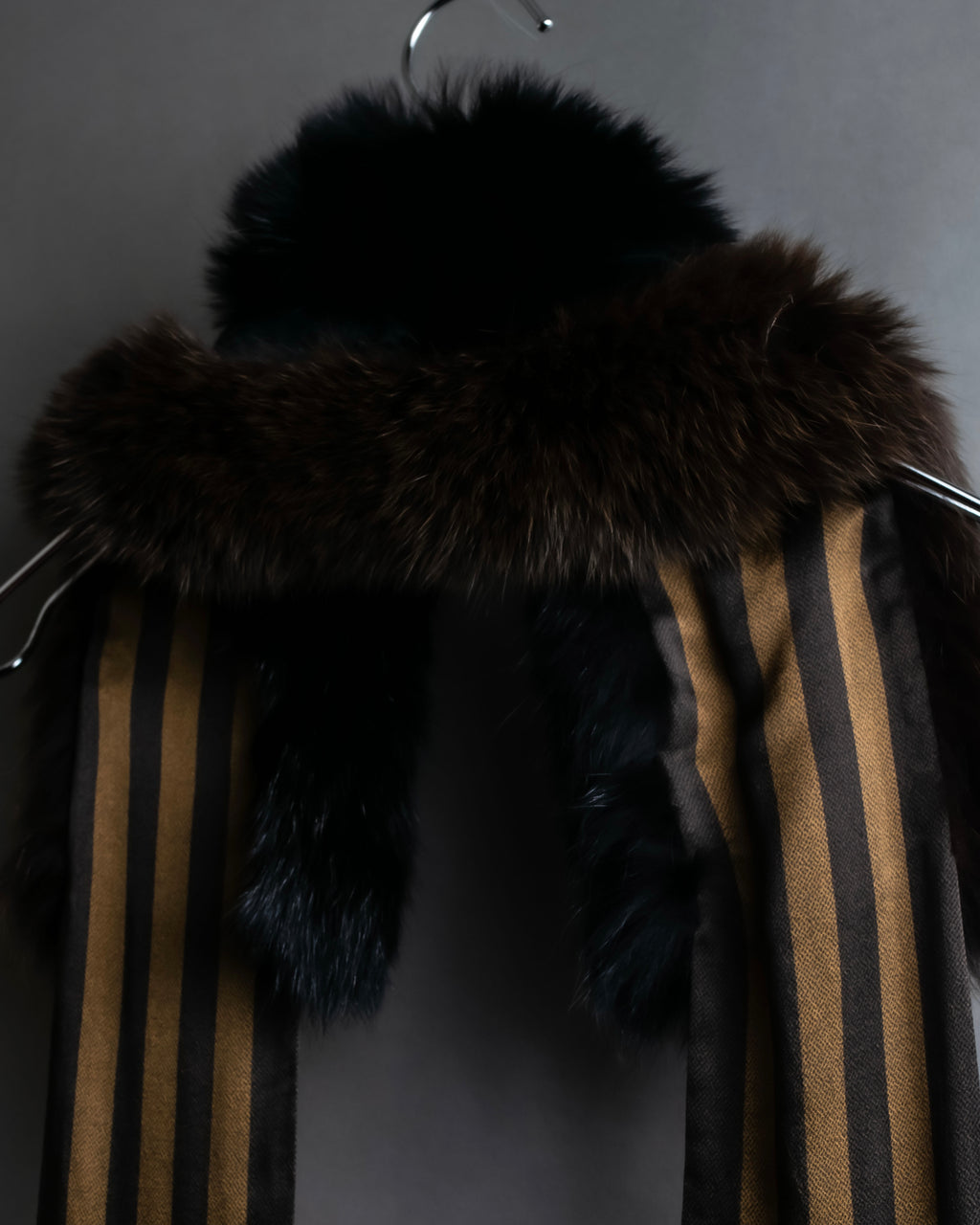 "FENDI" Two-tone striped fur docking stole