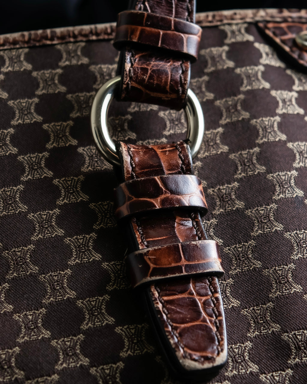 "CELINE" Macadam pattern crocodile switching one handle bag