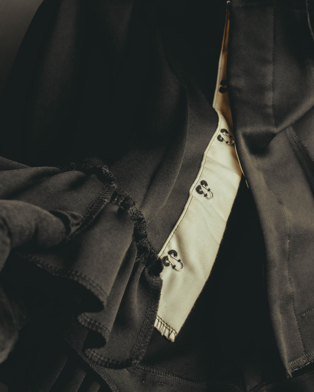 "COMME des GARÇONS" 00's Deconstructed nylon jacket