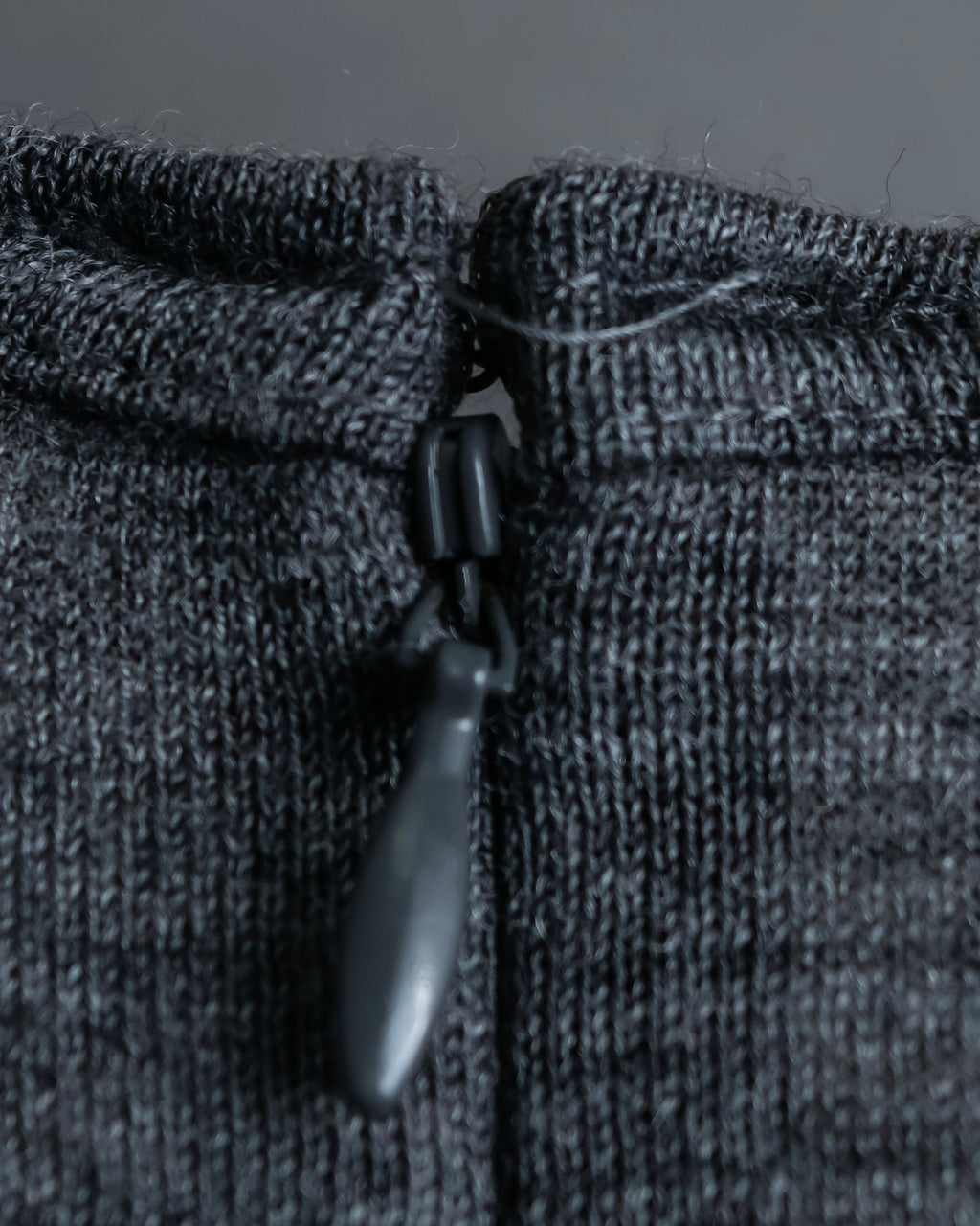 "JUNYA WATANABE COMME des GARCONS" 2008AW Collection Pieces Connected arms design knit