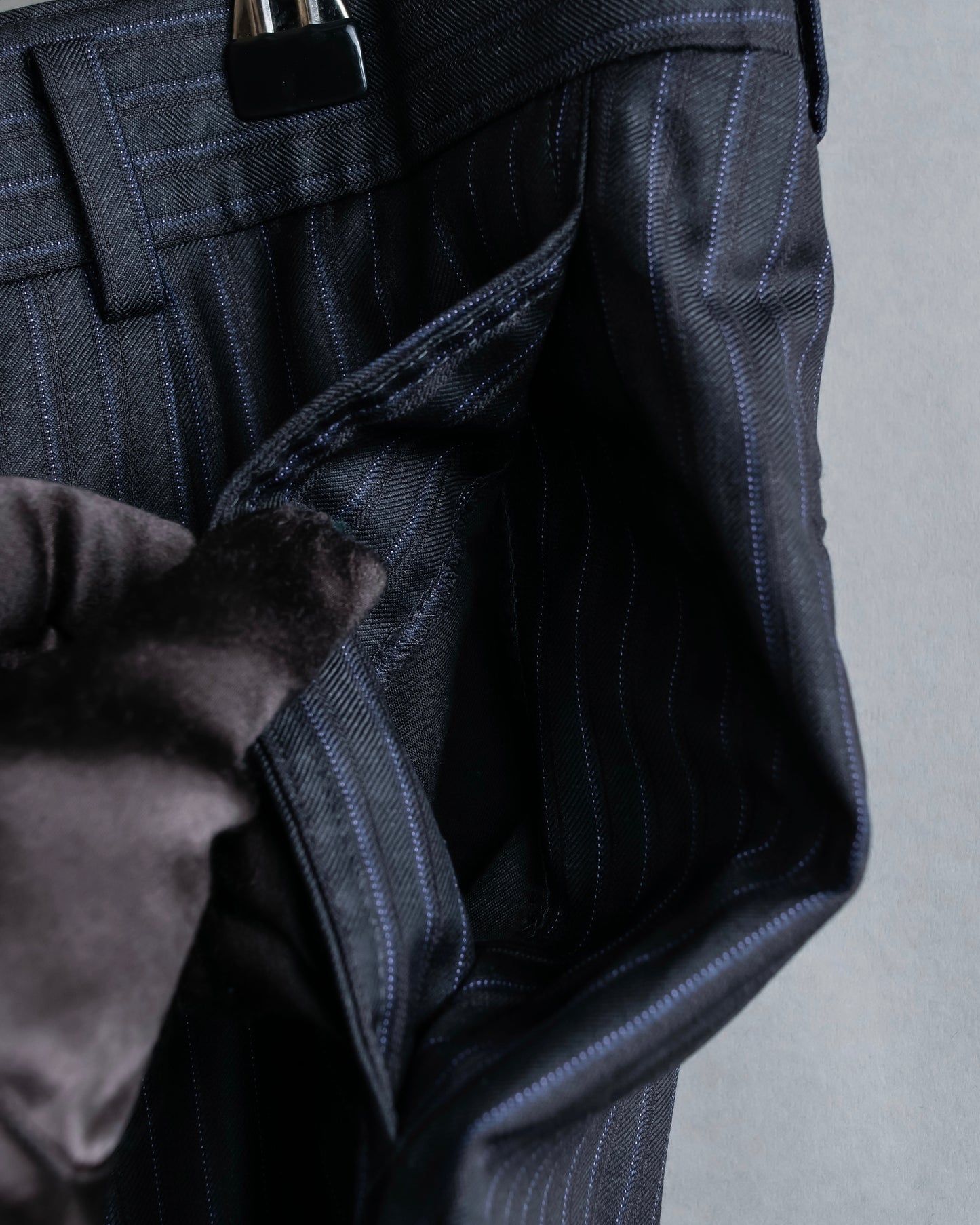 "BURBERRY" 2B tailored jacket & tapered silhouette slacks pinstripe pattern set up