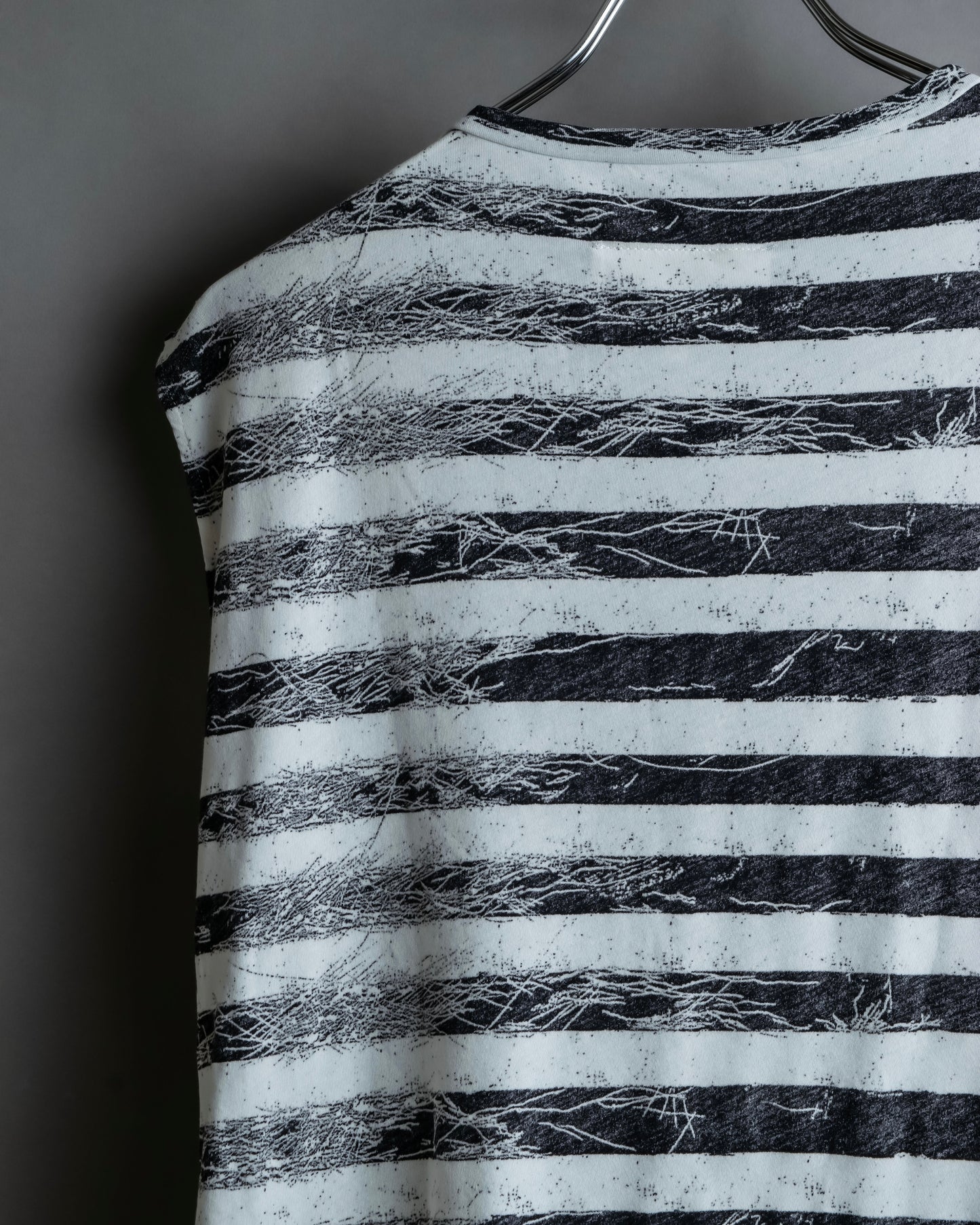 "MM6 MAISON MARGIELA" Peeling border pattern sleeveless pullover