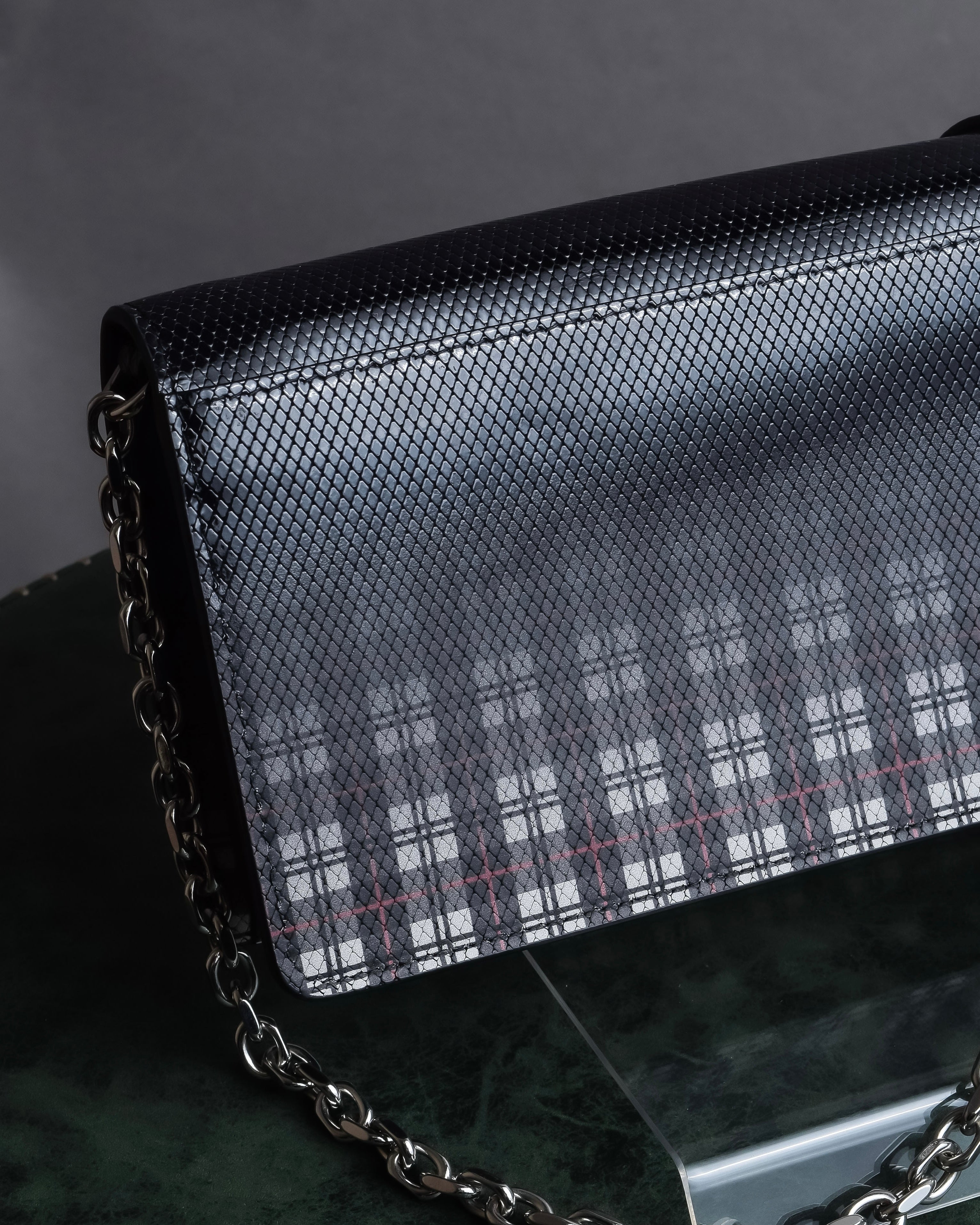 "MAISON MARGIELA" Check pattern gradient design chain shoulder leather wallet bag