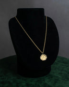 "BURBERRYS" Equestrian logo engraved motif necklace