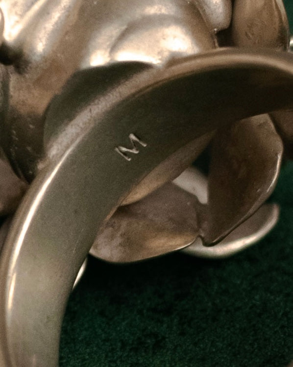 “DIOR” 2010’s Tiger and flower sculptural ring