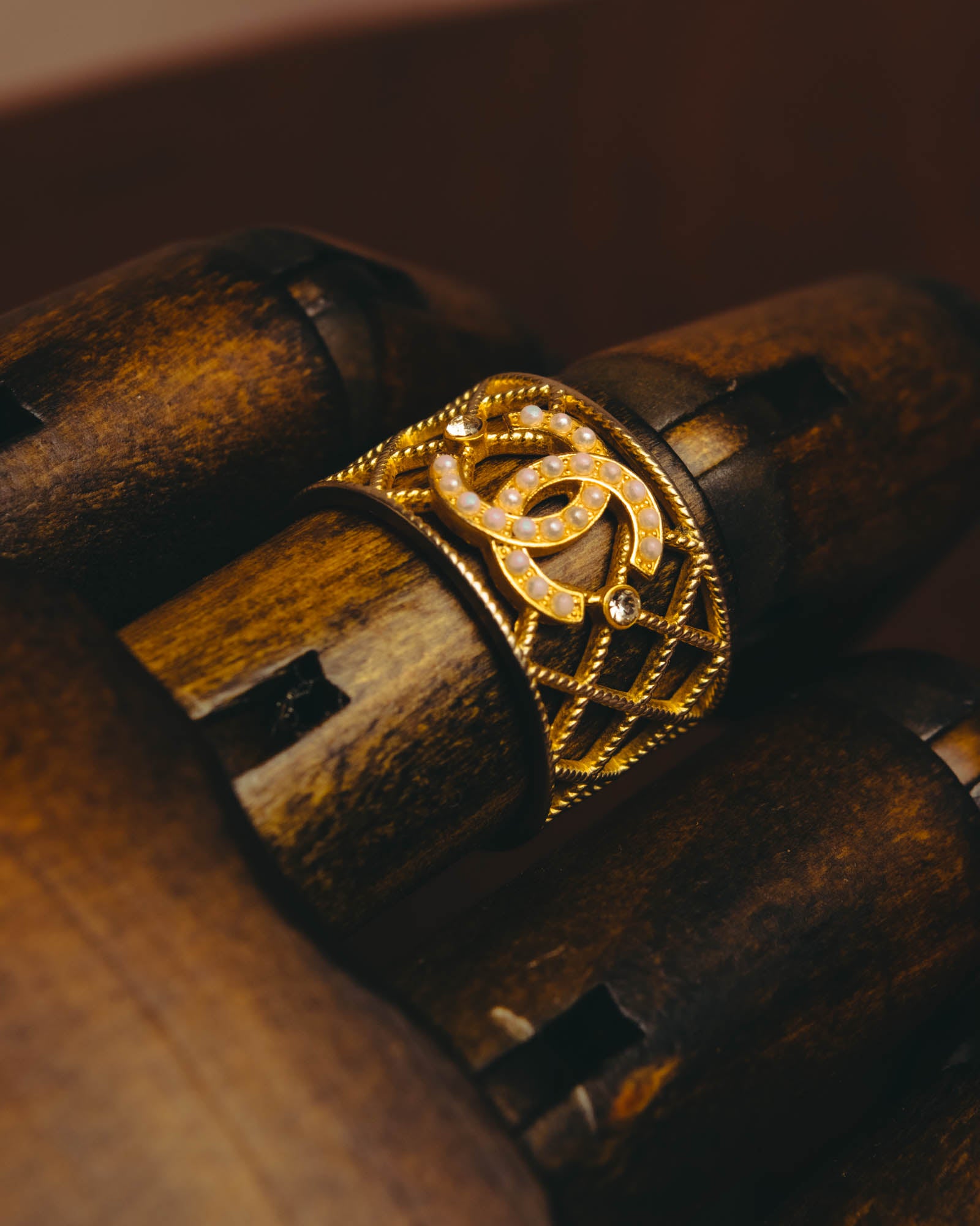 -SPECIAL- “CHANEL“ 2021 AW Pearl quilted CC ring