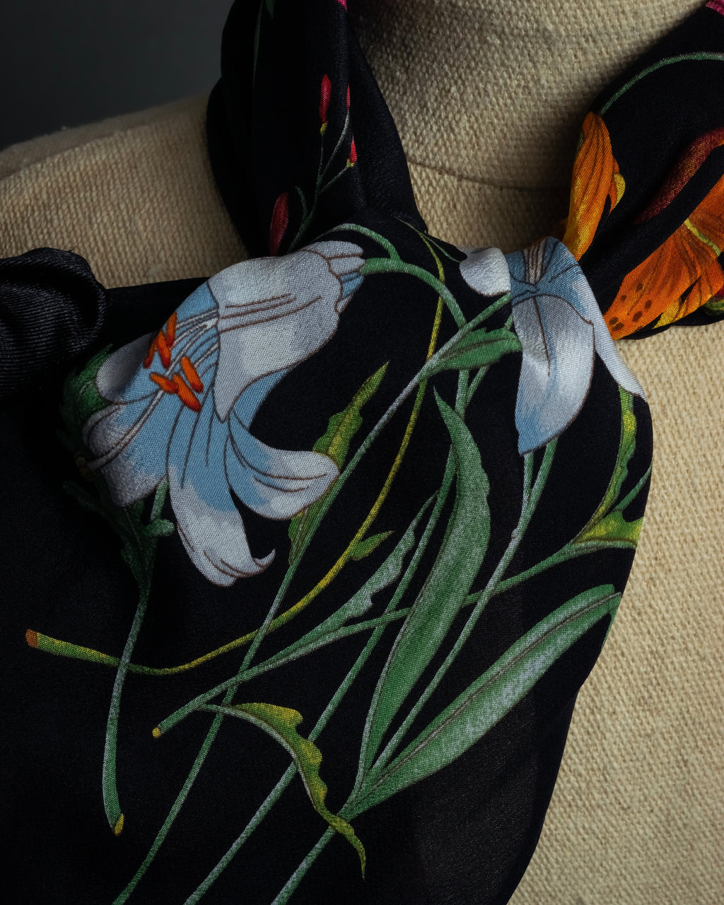 "GUCCI" Flower＆insect motif silk scarf