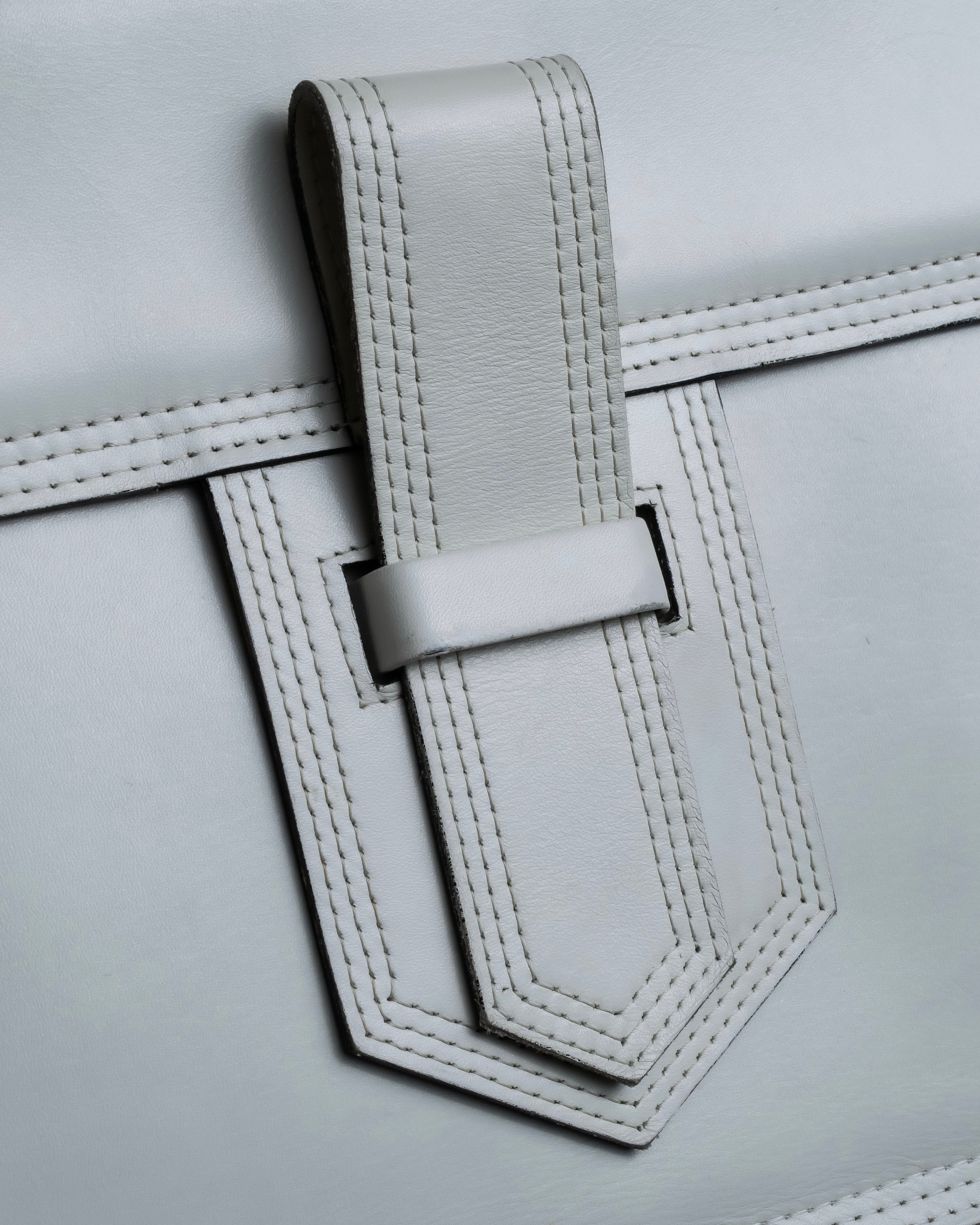 "YVES SAINT LAURENT" Large tab detail white leather shoulder bag