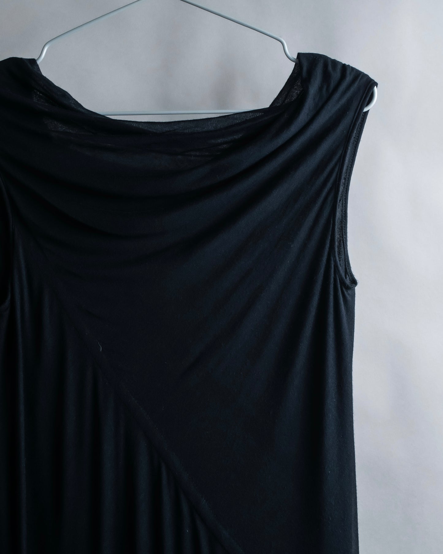 "Rick Owens Lilies" Fringe design draping sleeveless tops