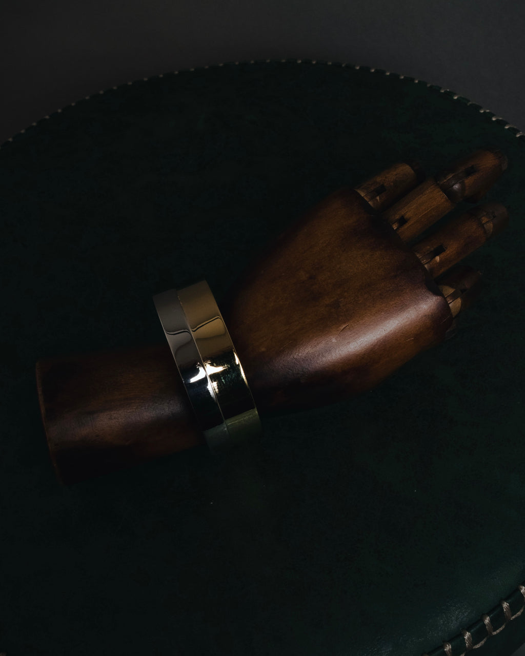 "LOEWE" 10’s Bicolor geometric open-cuff bangle