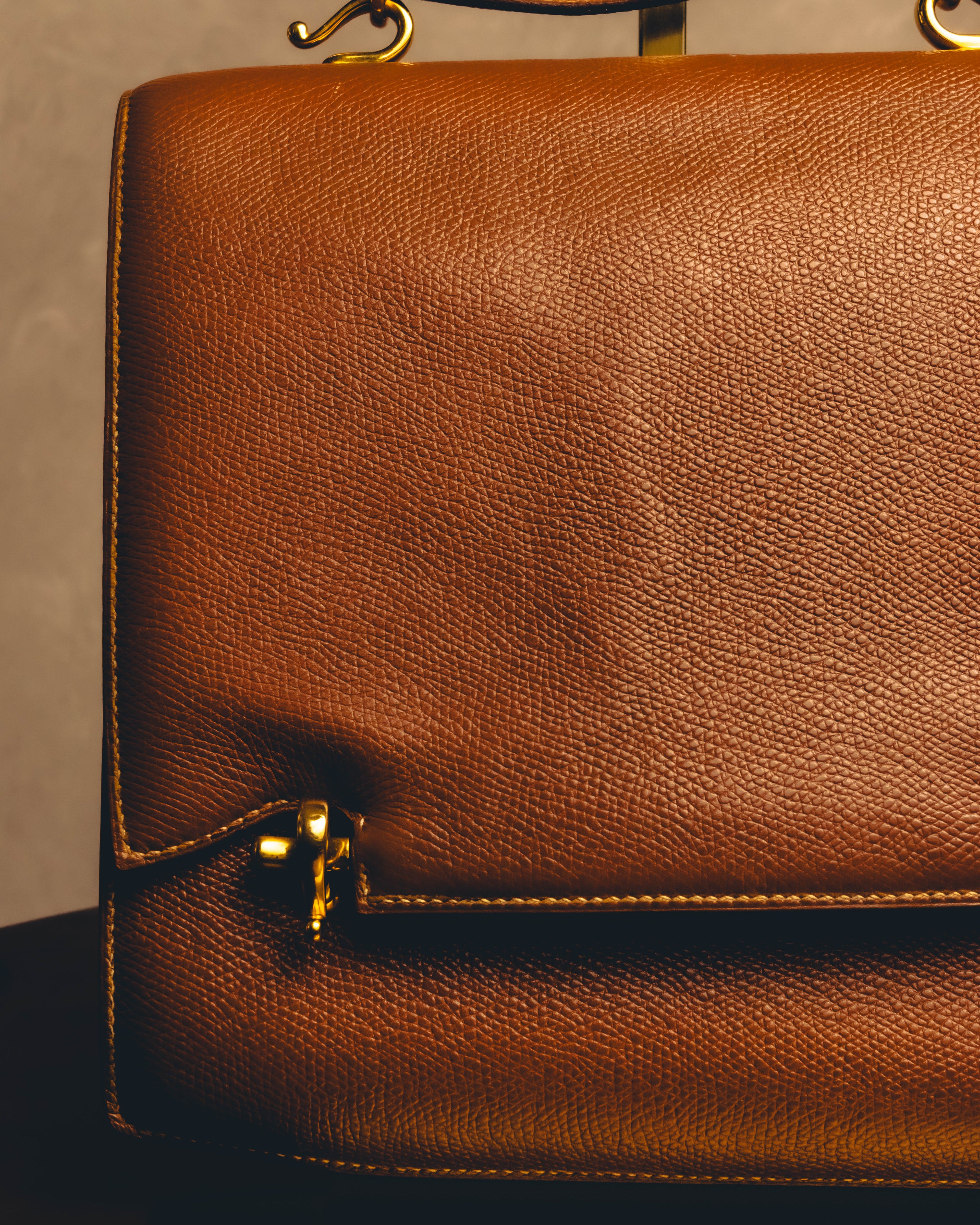 -SPECIAL- "Hermès" 80's Structured leather shoulder bag